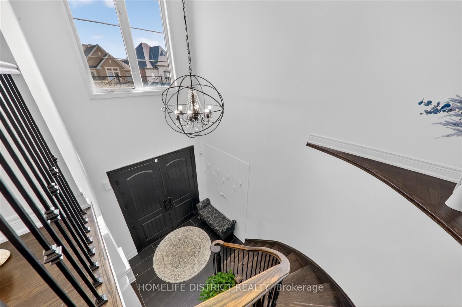 Photo 25 of 210 Cannes Avenue, Vaughan, Vellore Village — HOMEH