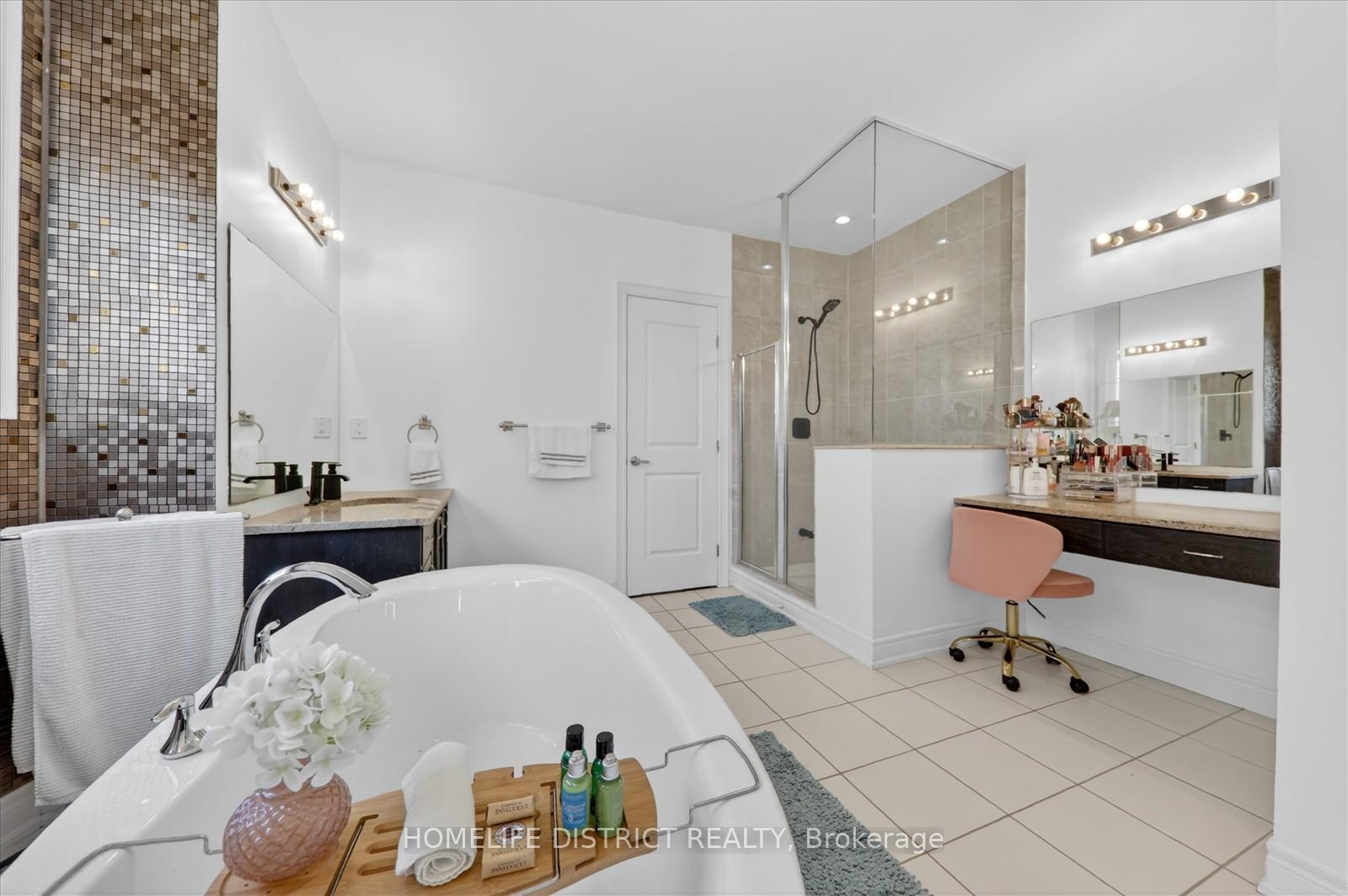 Photo 30 of 210 Cannes Avenue, Vaughan, Vellore Village — HOMEH