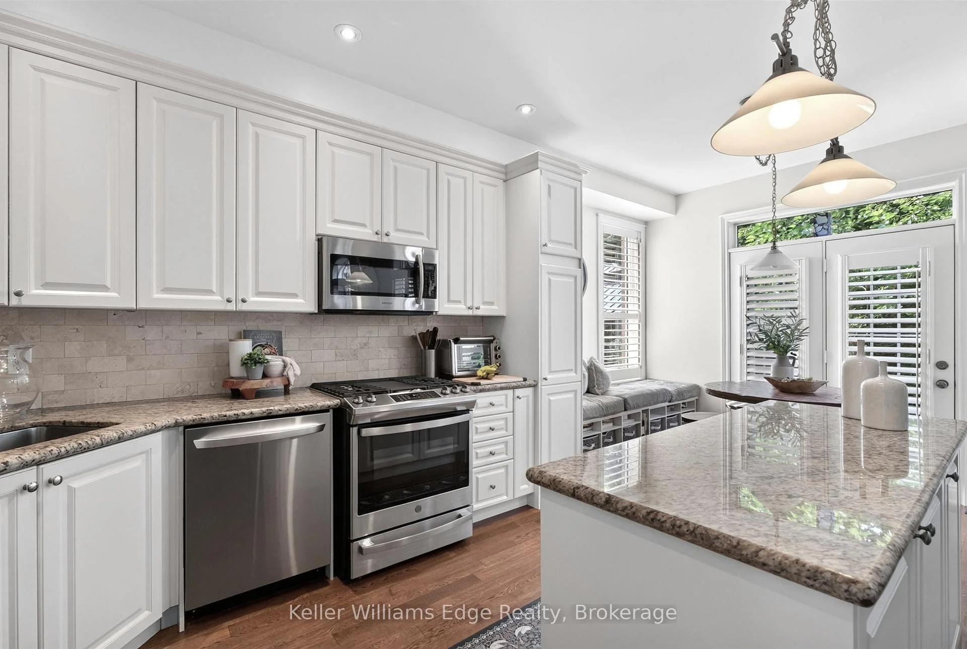 Photo 16 of 3416 Hayhurst Crescent, Oakville, Bronte — HOMEH