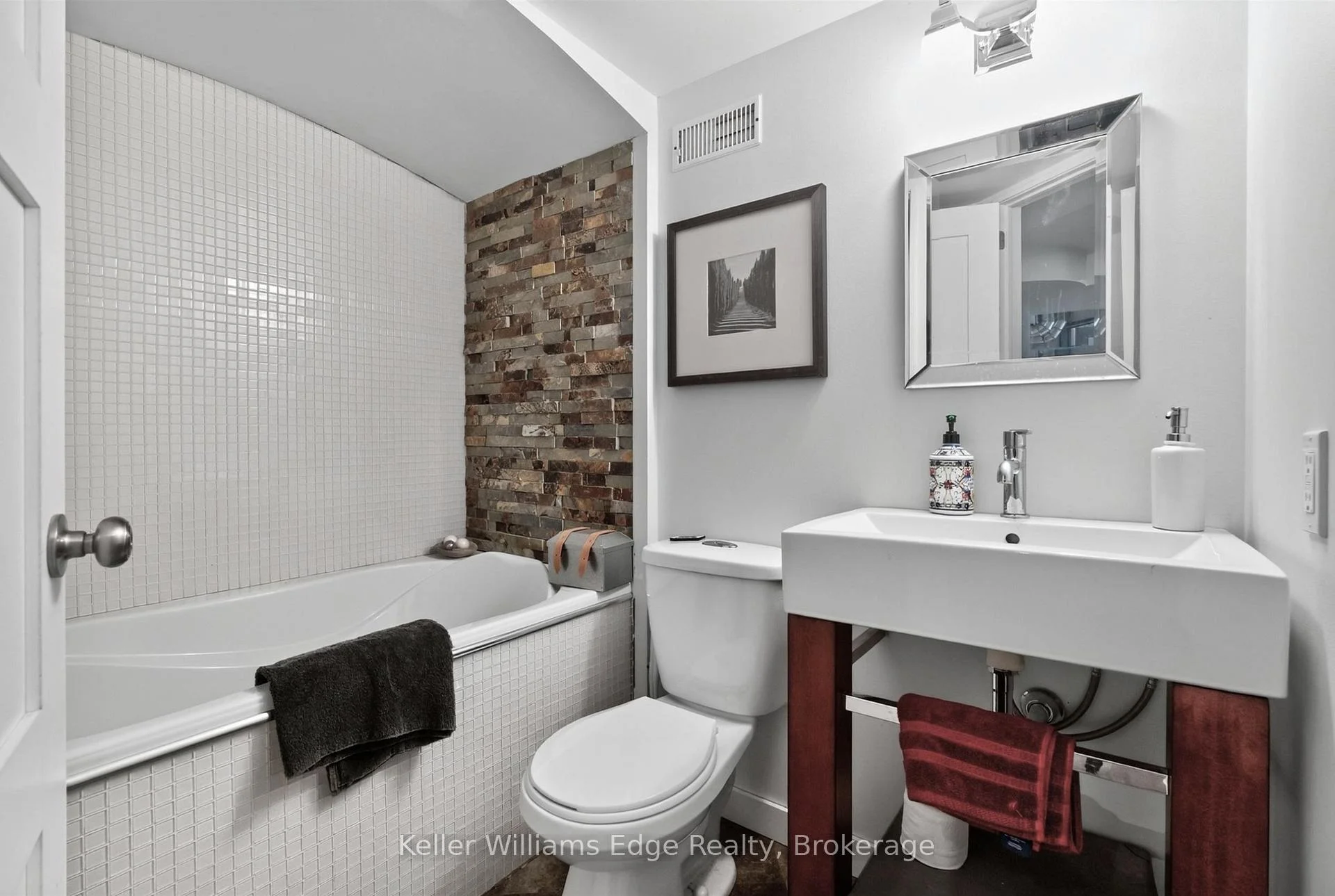 Photo 53 of 3416 Hayhurst Crescent, Oakville, Bronte — HOMEH