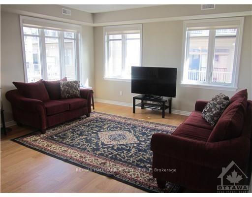 Photo 9 of Unit B, 43 Tayside Private, Ottawa, Barrhaven - Longfields — HOMEH