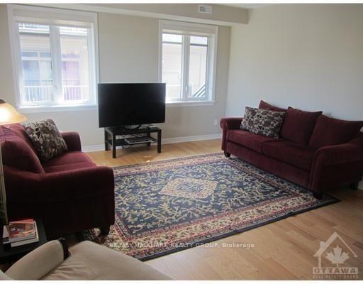 Photo 11 of Unit B, 43 Tayside Private, Ottawa, Barrhaven - Longfields — HOMEH