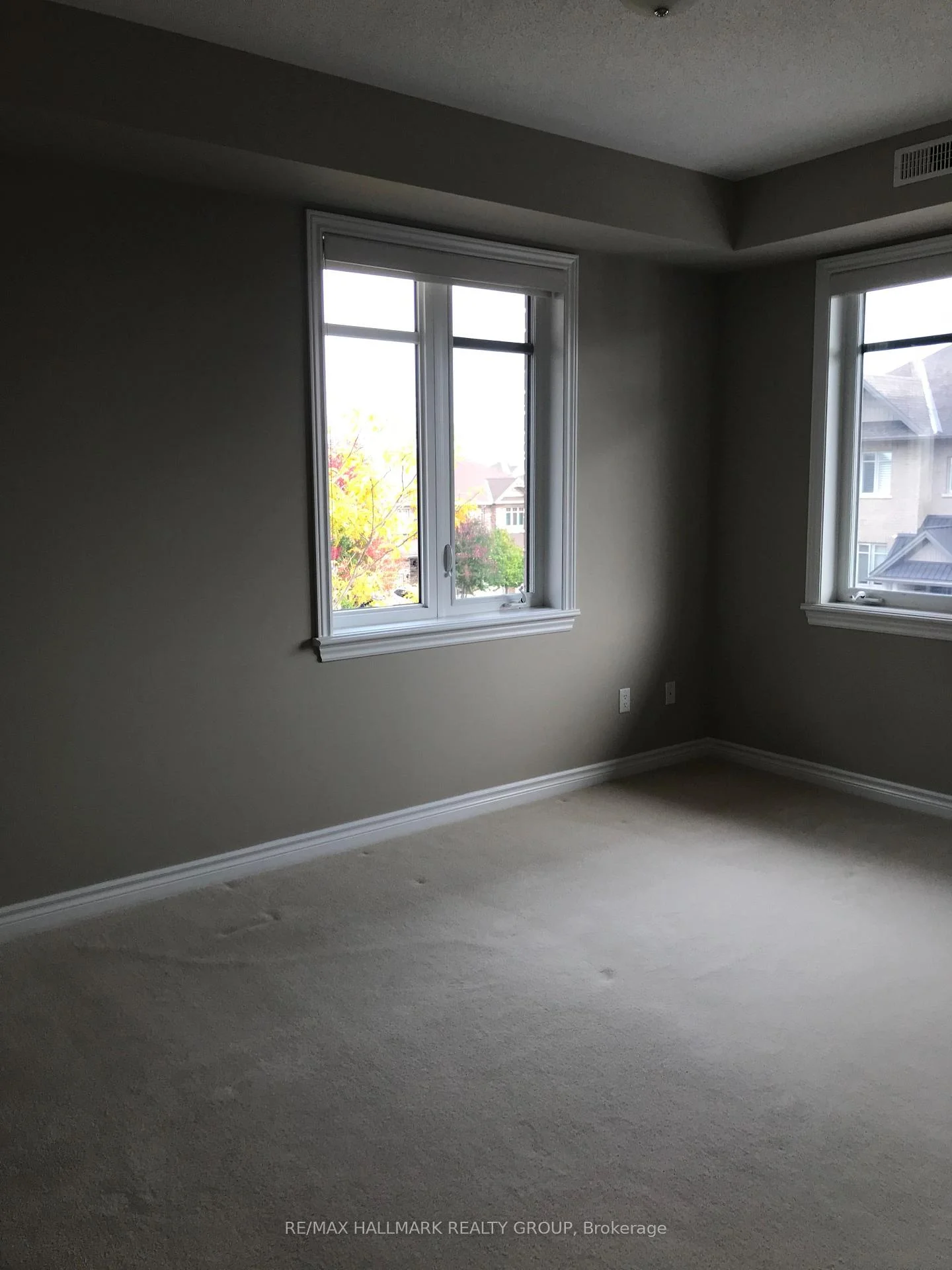 Photo 23 of Unit B, 43 Tayside Private, Ottawa, Barrhaven - Longfields — HOMEH