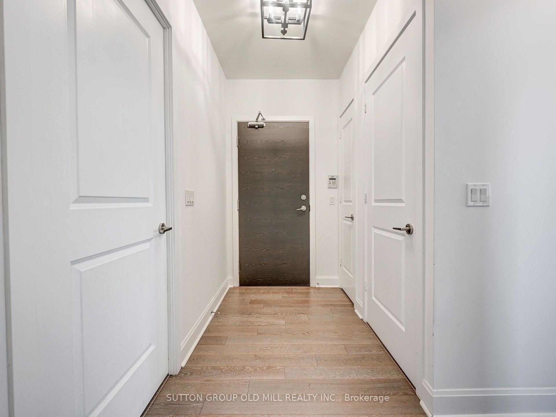Photo 2 of Unit Lph3704, 33 Shorebreeze Drive, Etobicoke, Mimico — HOMEH