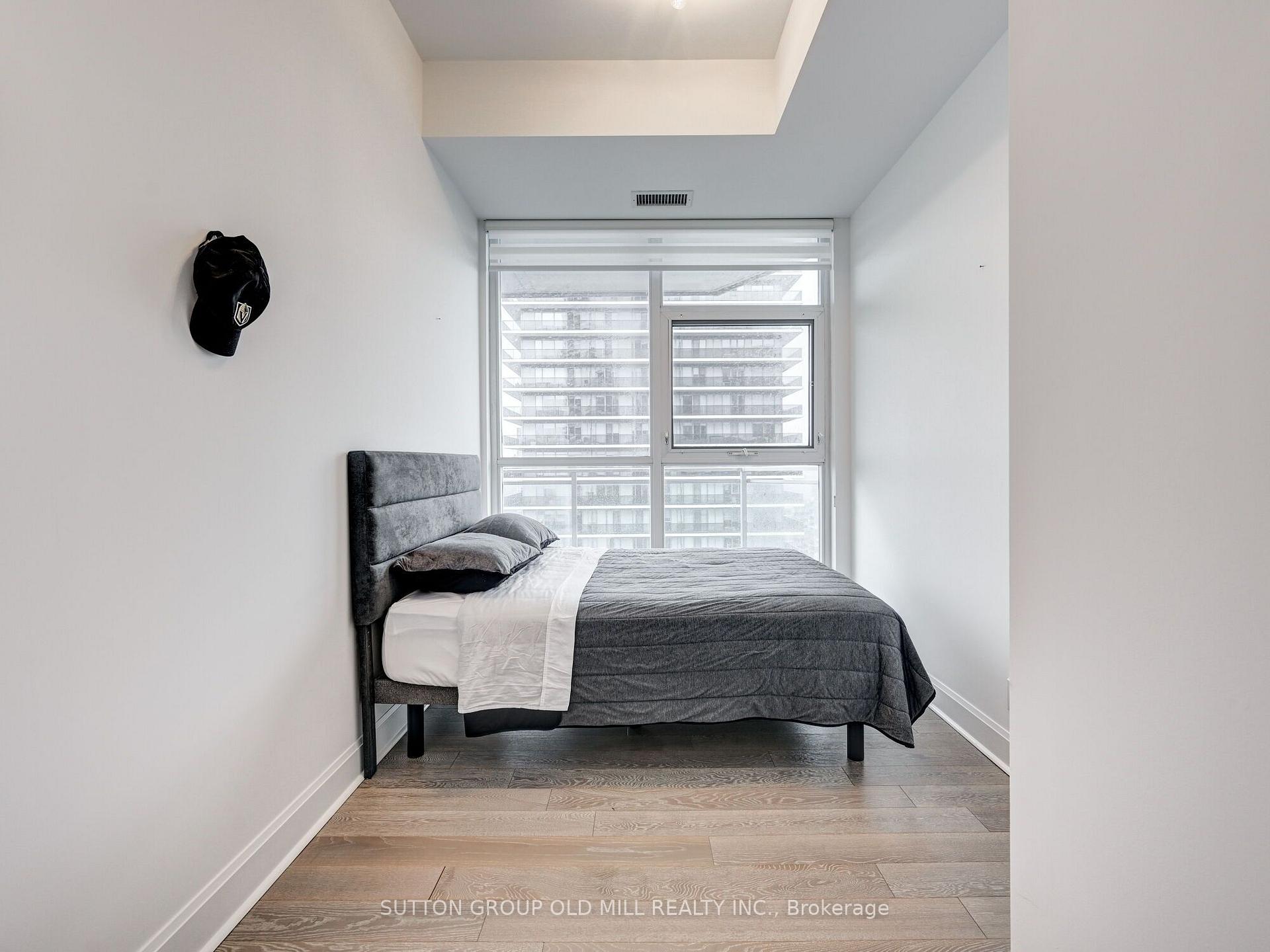 Photo 15 of Unit Lph3704, 33 Shorebreeze Drive, Etobicoke, Mimico — HOMEH