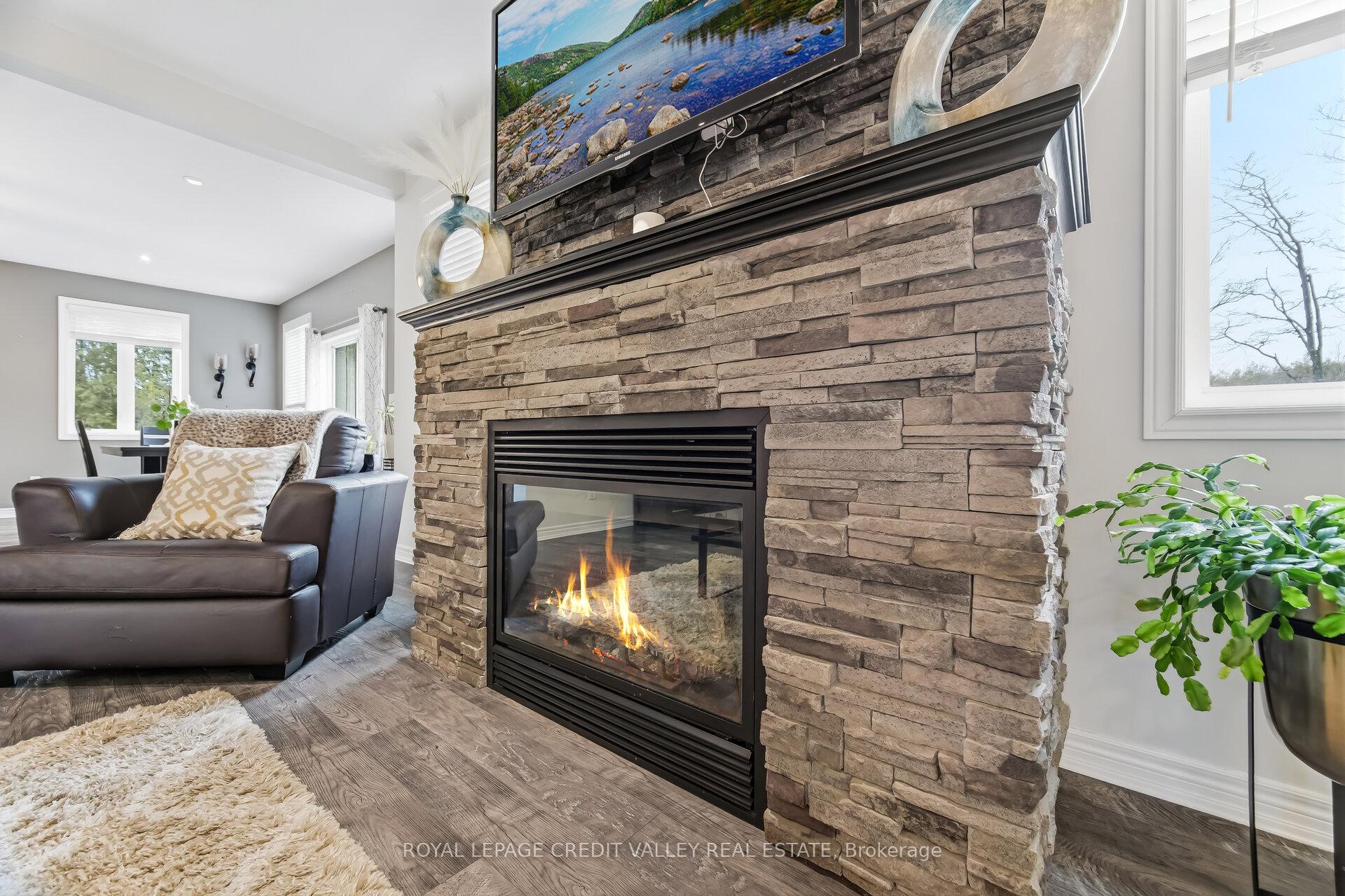 Photo 7 of Unit 60, 580381 Side Road, Chatsworth — HOMEH