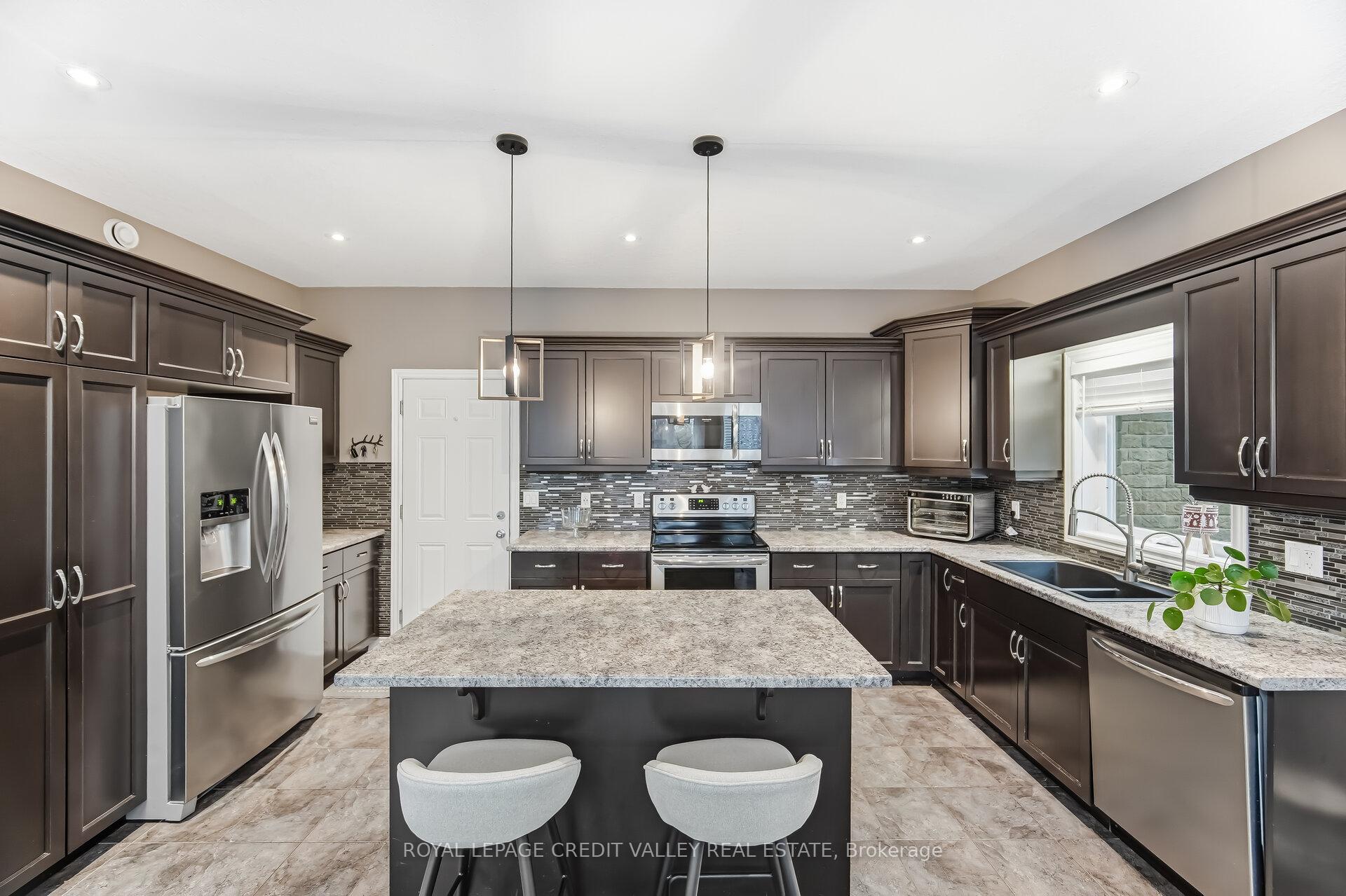 Photo 12 of Unit 60, 580381 Side Road, Chatsworth — HOMEH