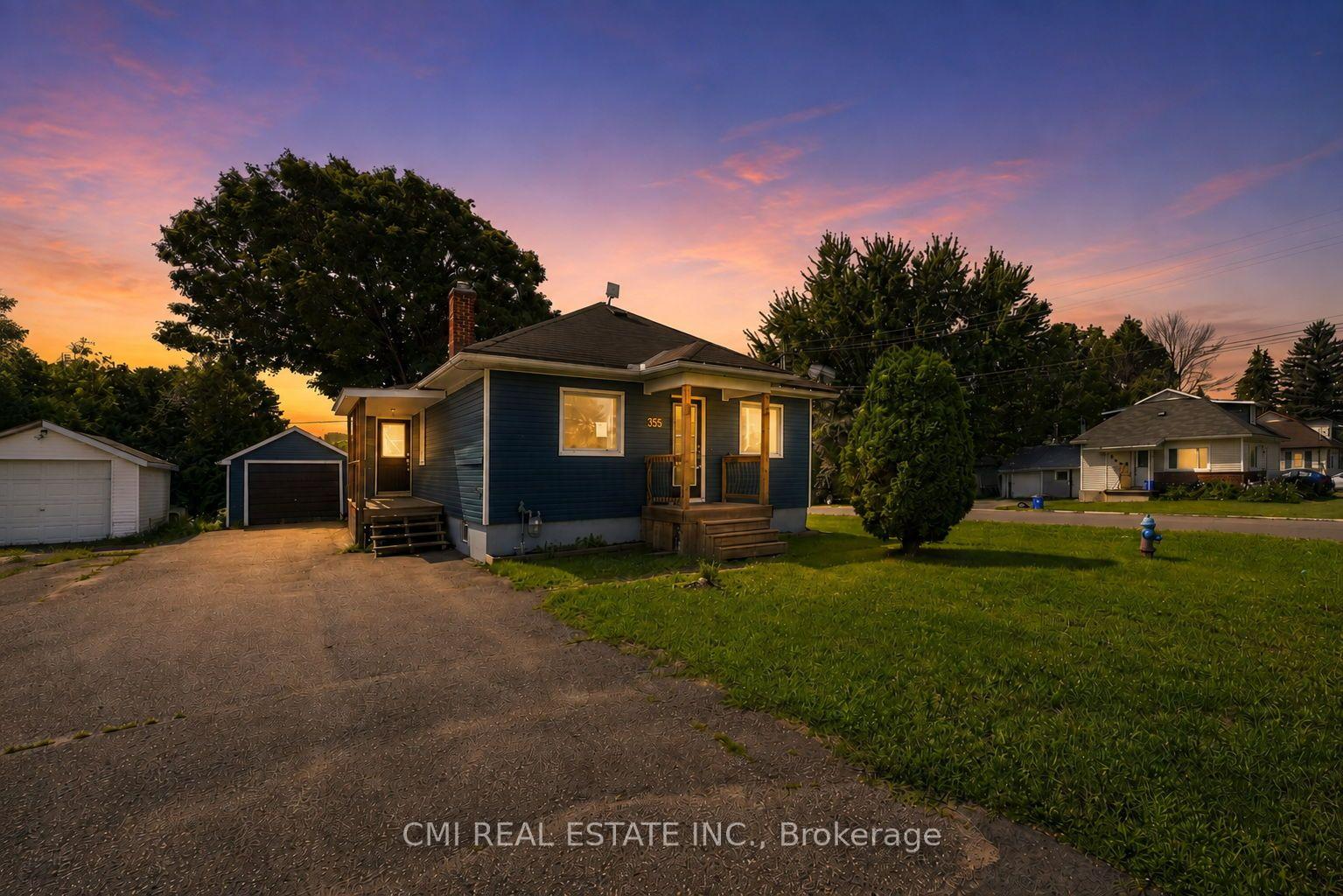 Photo of 355 Joffre Avenue