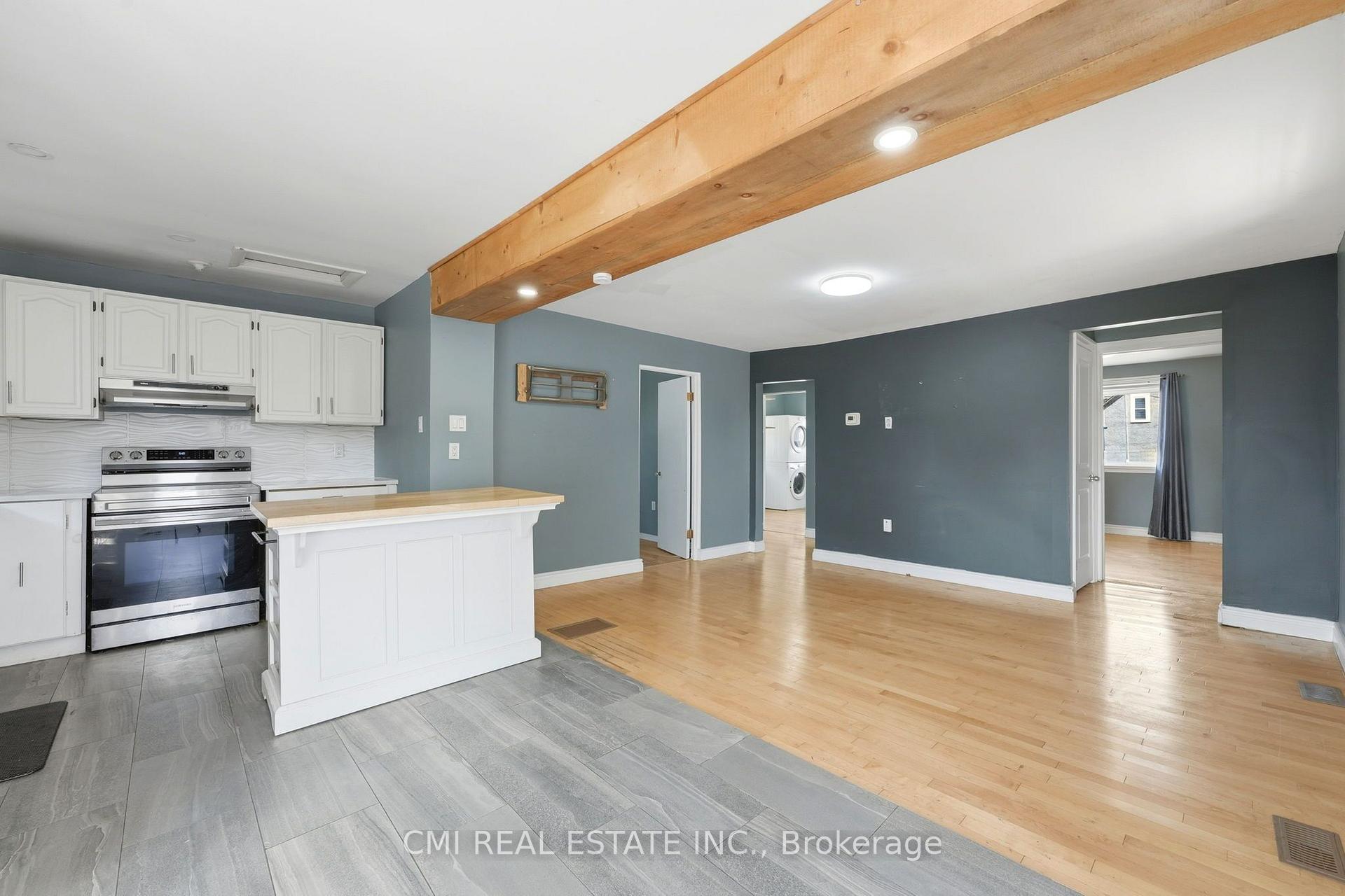 Photo 5 of 355 Joffre Avenue, Renfrew, Renfrew — HOMEH