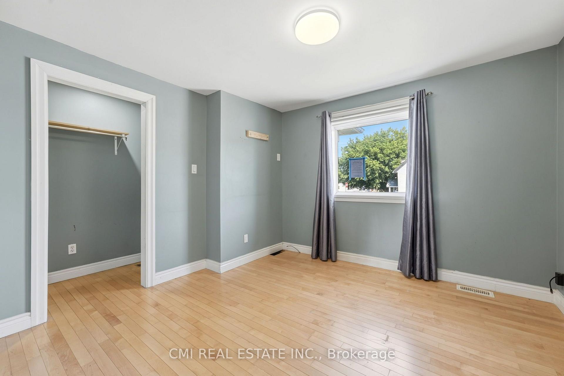Photo 14 of 355 Joffre Avenue, Renfrew, Renfrew — HOMEH