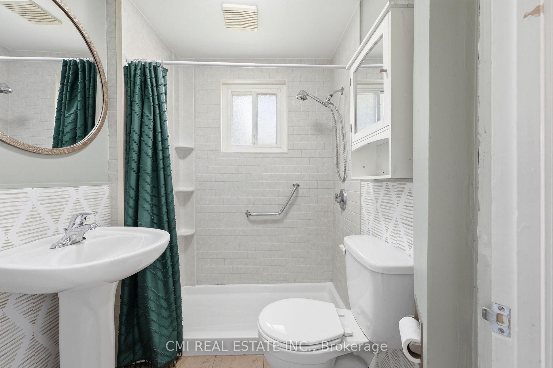 Photo 16 of 355 Joffre Avenue, Renfrew, Renfrew — HOMEH