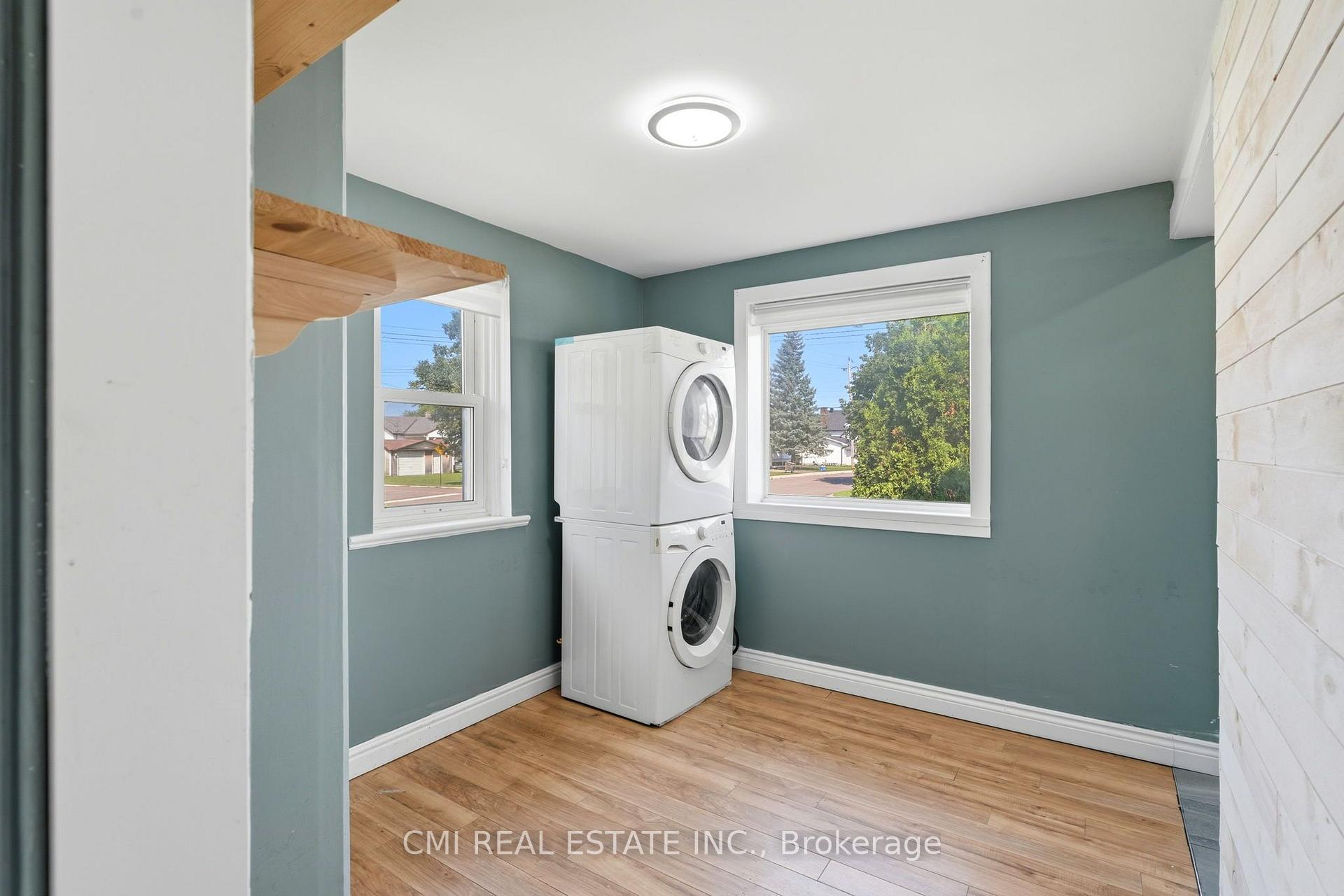 Photo 17 of 355 Joffre Avenue, Renfrew, Renfrew — HOMEH