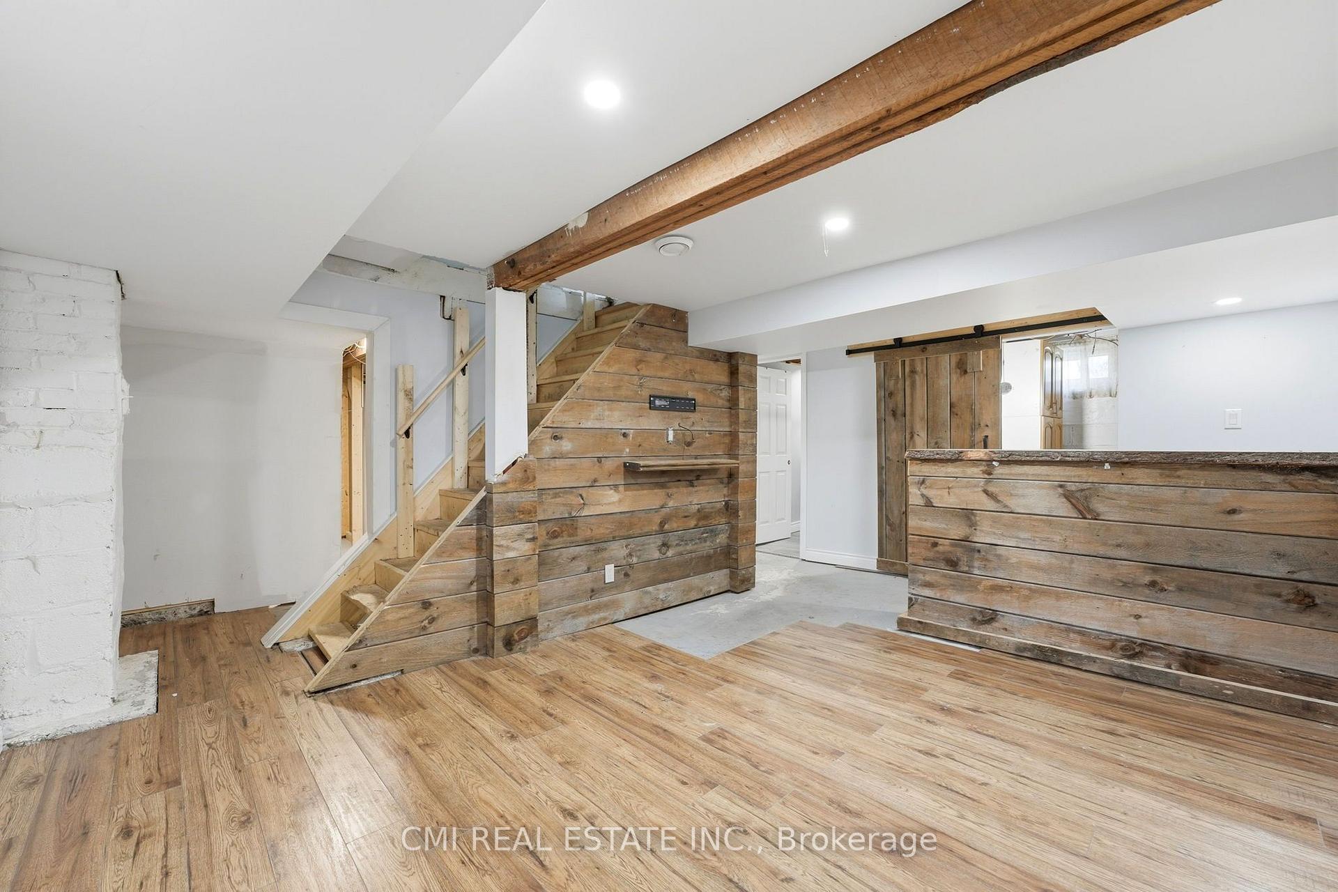 Photo 18 of 355 Joffre Avenue, Renfrew, Renfrew — HOMEH