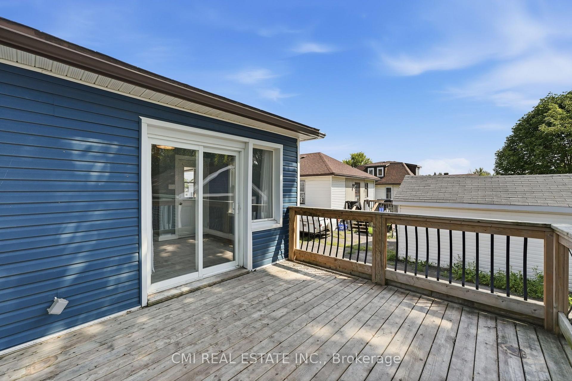 Photo 25 of 355 Joffre Avenue, Renfrew, Renfrew — HOMEH
