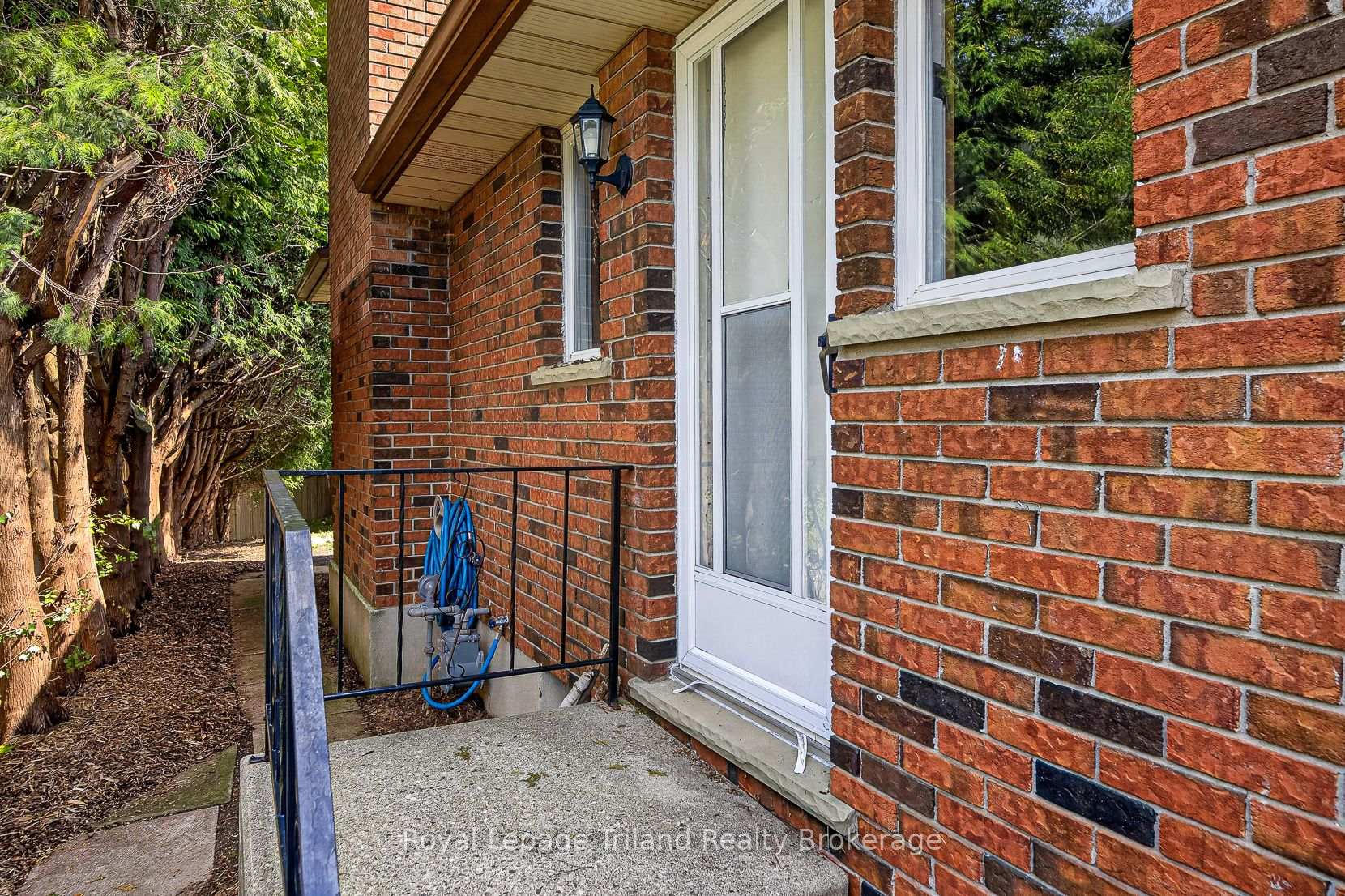 Photo 39 of 39 Clear Valley Drive, Tillsonburg — HOMEH