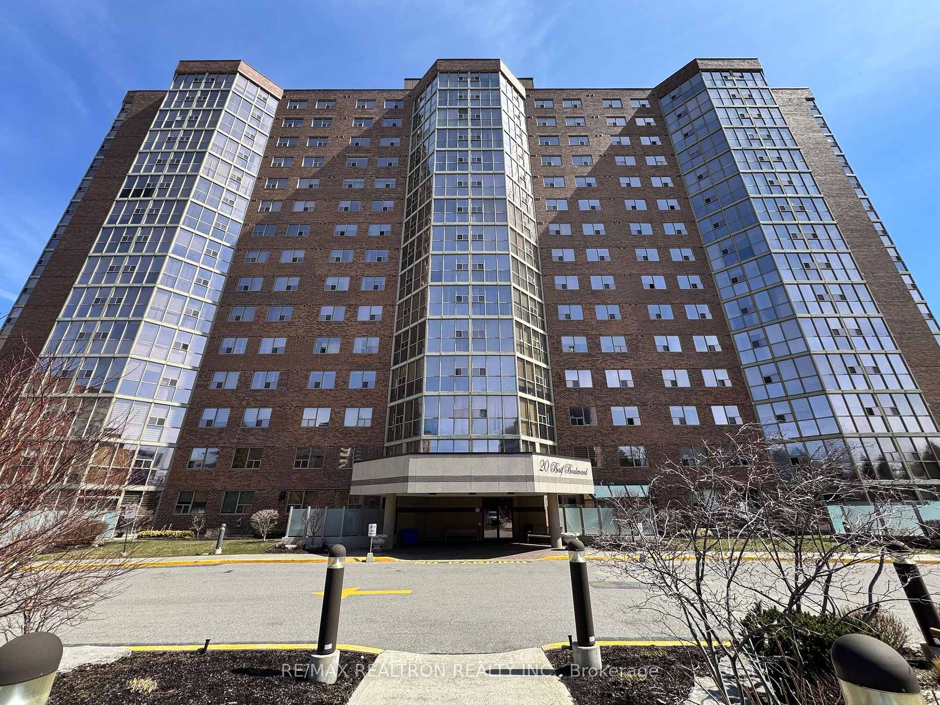 Photo 1 of Unit 705, 20 Baif Boulevard, Richmond Hill, North Richvale — HOMEH