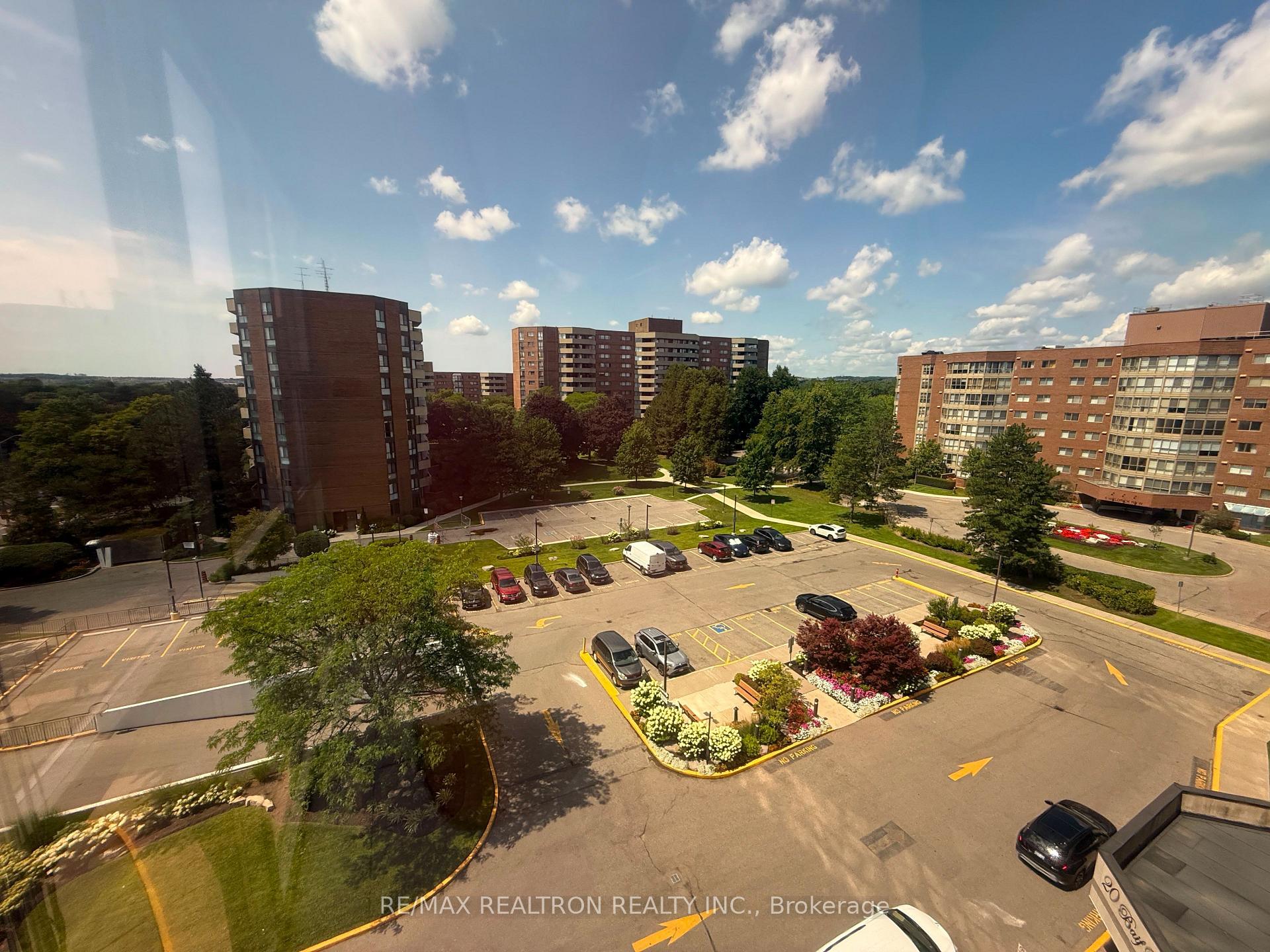 Photo 14 of Unit 705, 20 Baif Boulevard, Richmond Hill, North Richvale — HOMEH