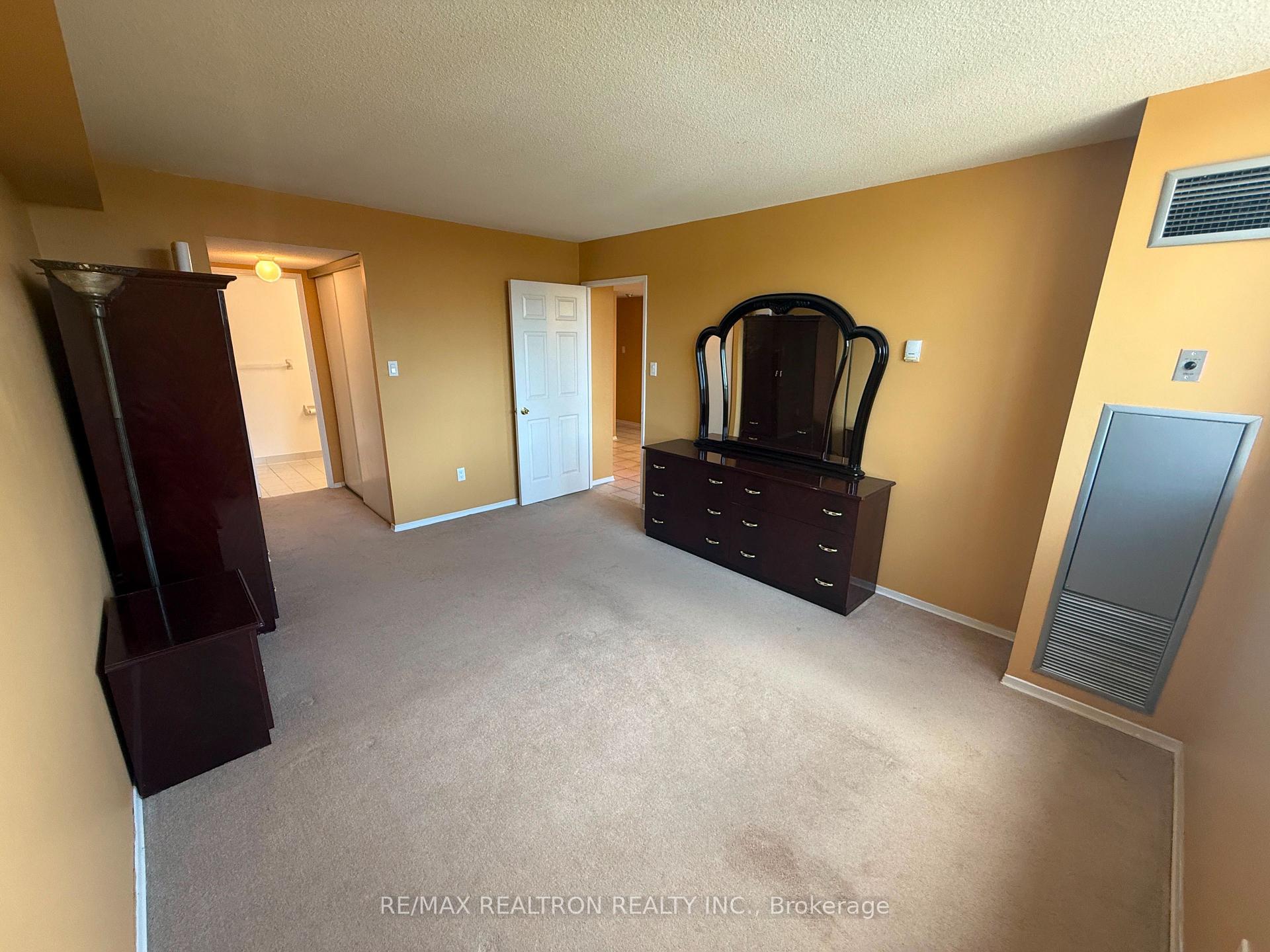 Photo 18 of Unit 705, 20 Baif Boulevard, Richmond Hill, North Richvale — HOMEH