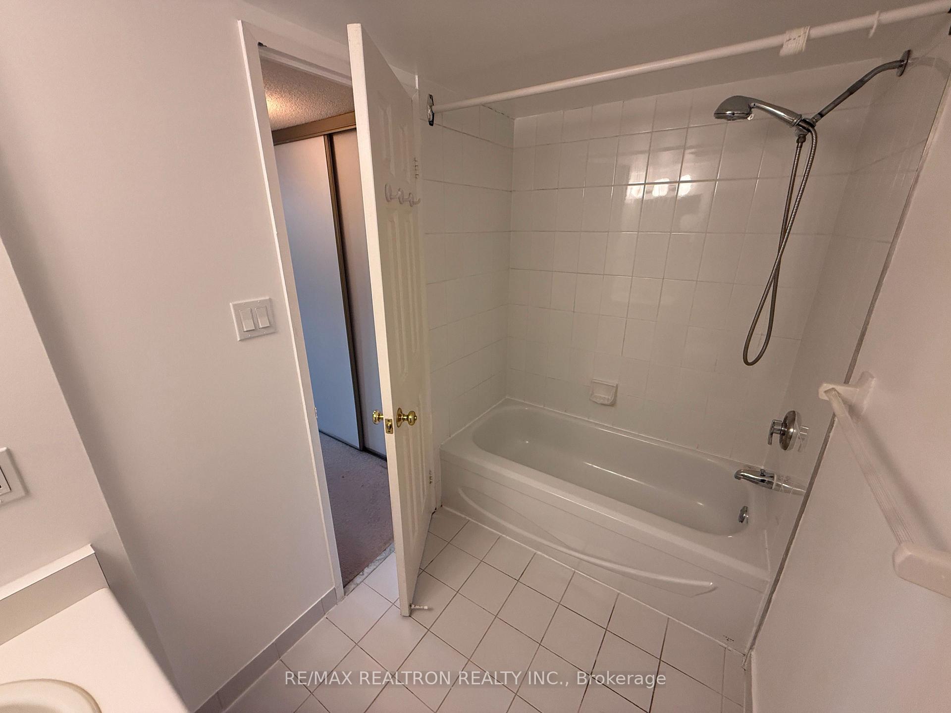 Photo 20 of Unit 705, 20 Baif Boulevard, Richmond Hill, North Richvale — HOMEH