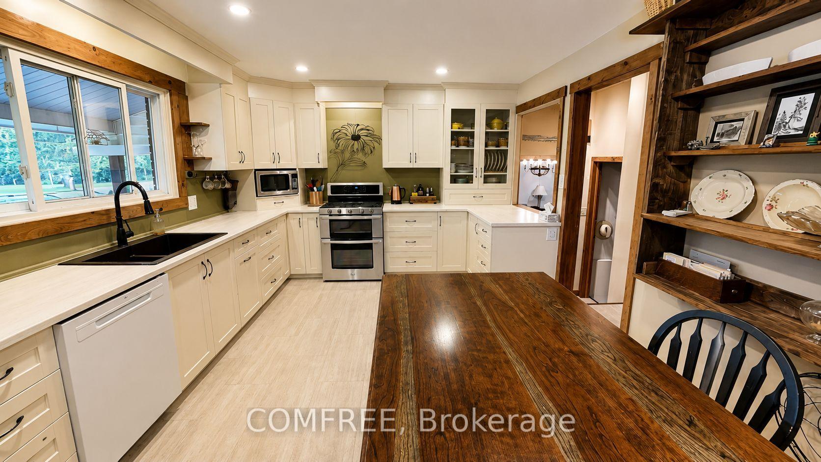 Photo 6 of 192 Clarchris Road, Tay Valley, Bathurst/Burgess & Sherbrooke (Bathurst) Twp — HOMEH