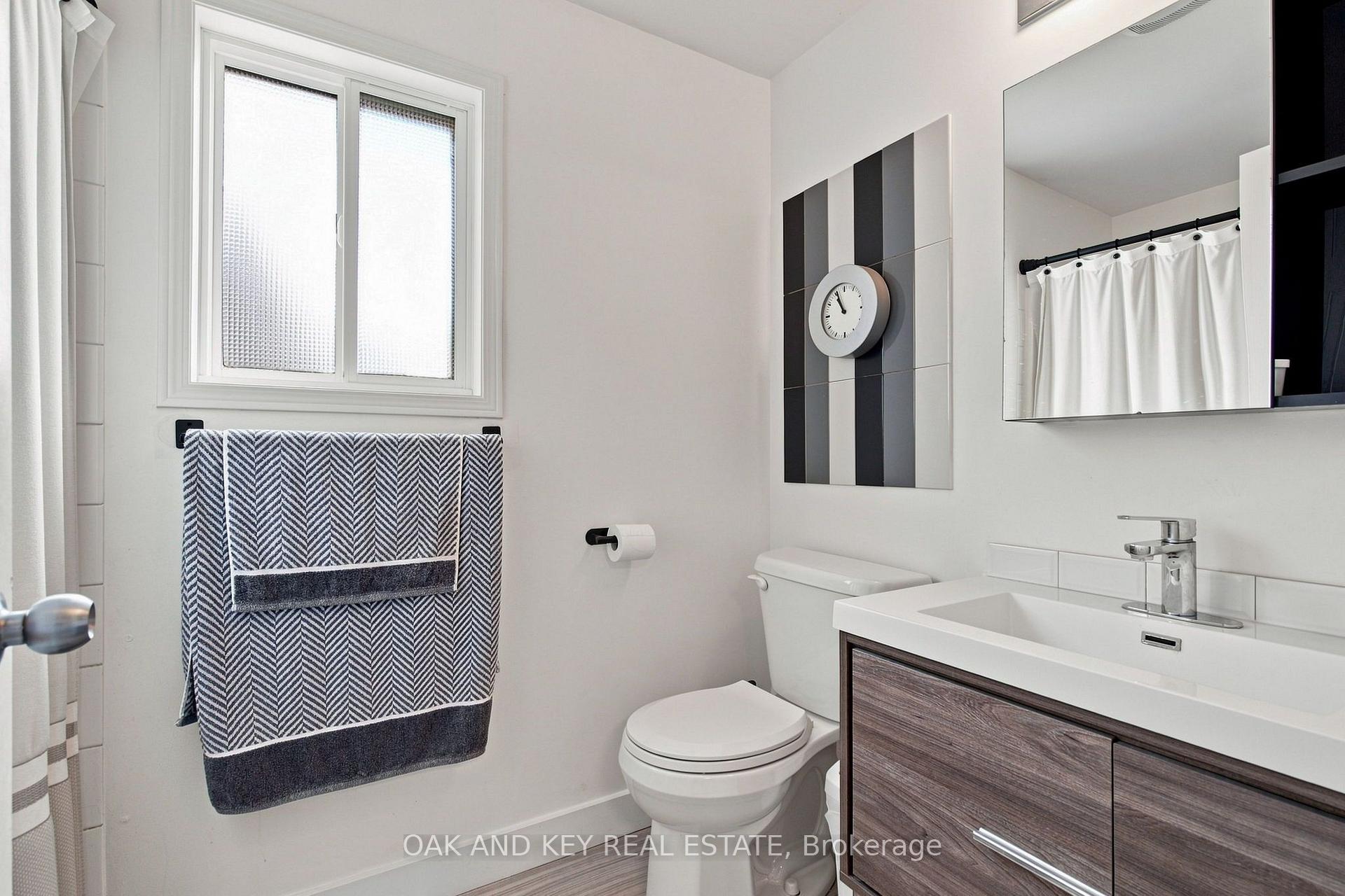 Photo 31 of 1164 Kimball Crescent, London, North E — HOMEH