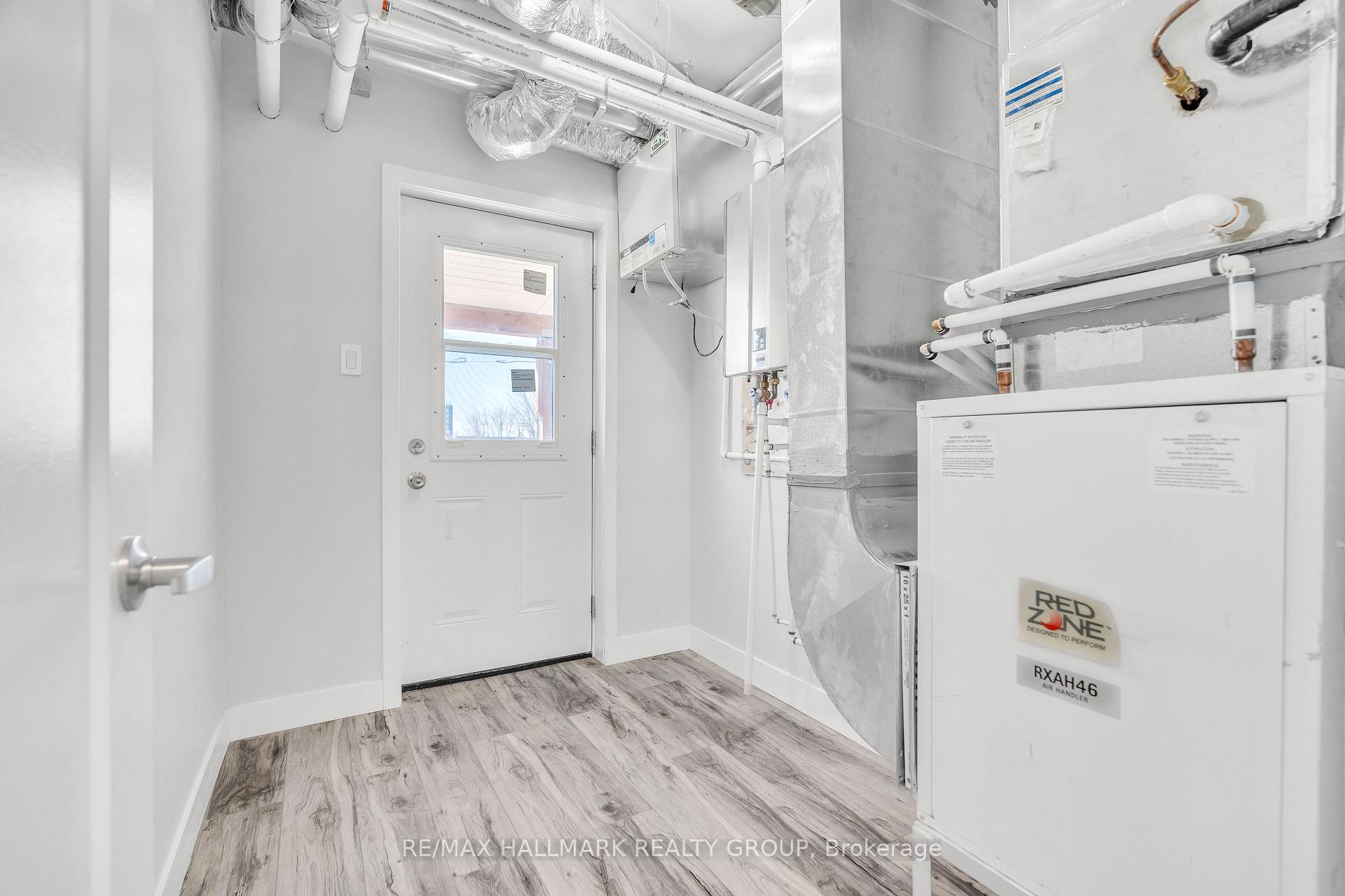 Photo 13 of Unit 3, 261 Somerset Street E, Ottawa, Ottawa Centre — HOMEH