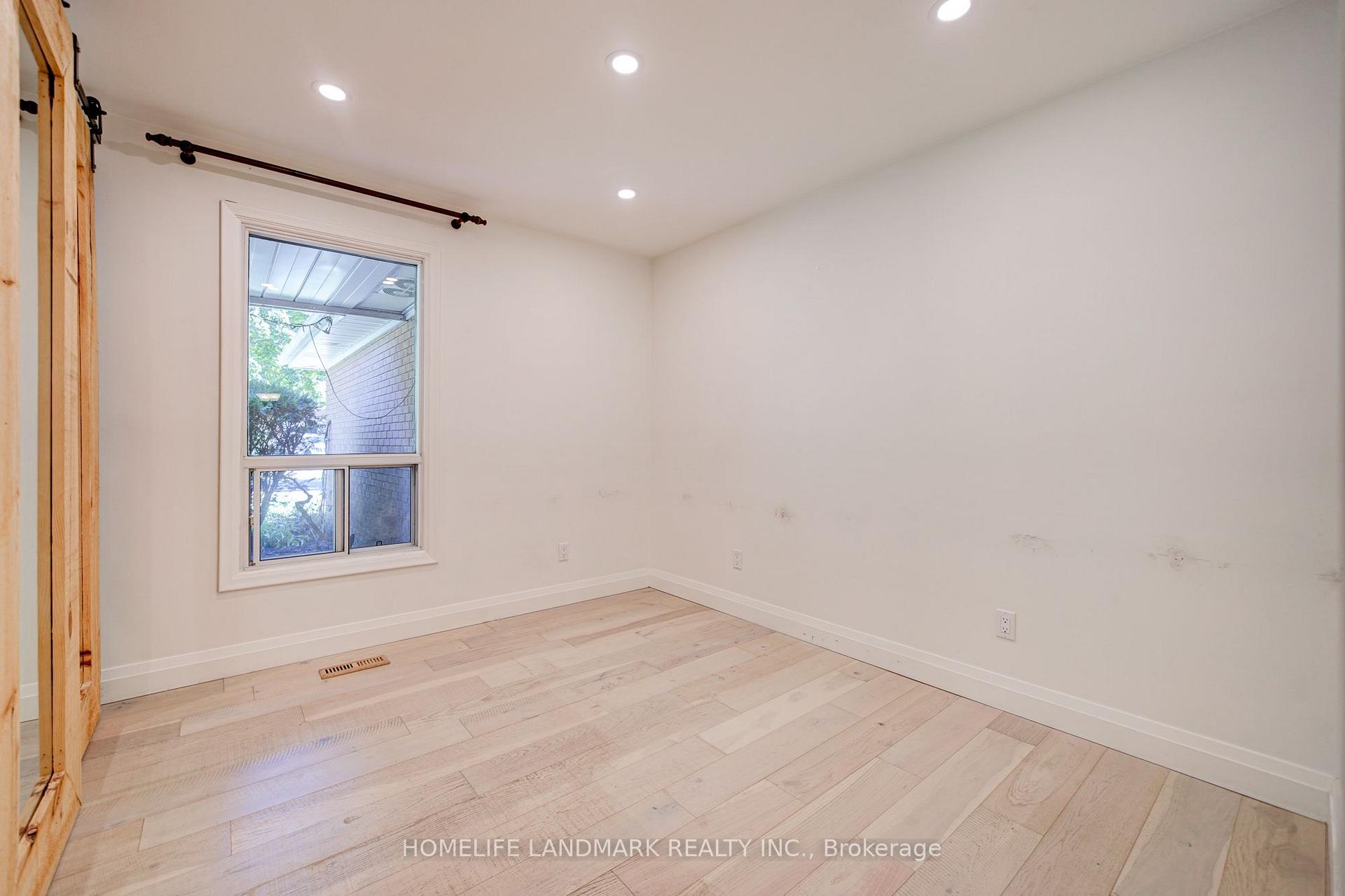 Photo 20 of 20 Goodview Road, North York, Don Valley Village — HOMEH