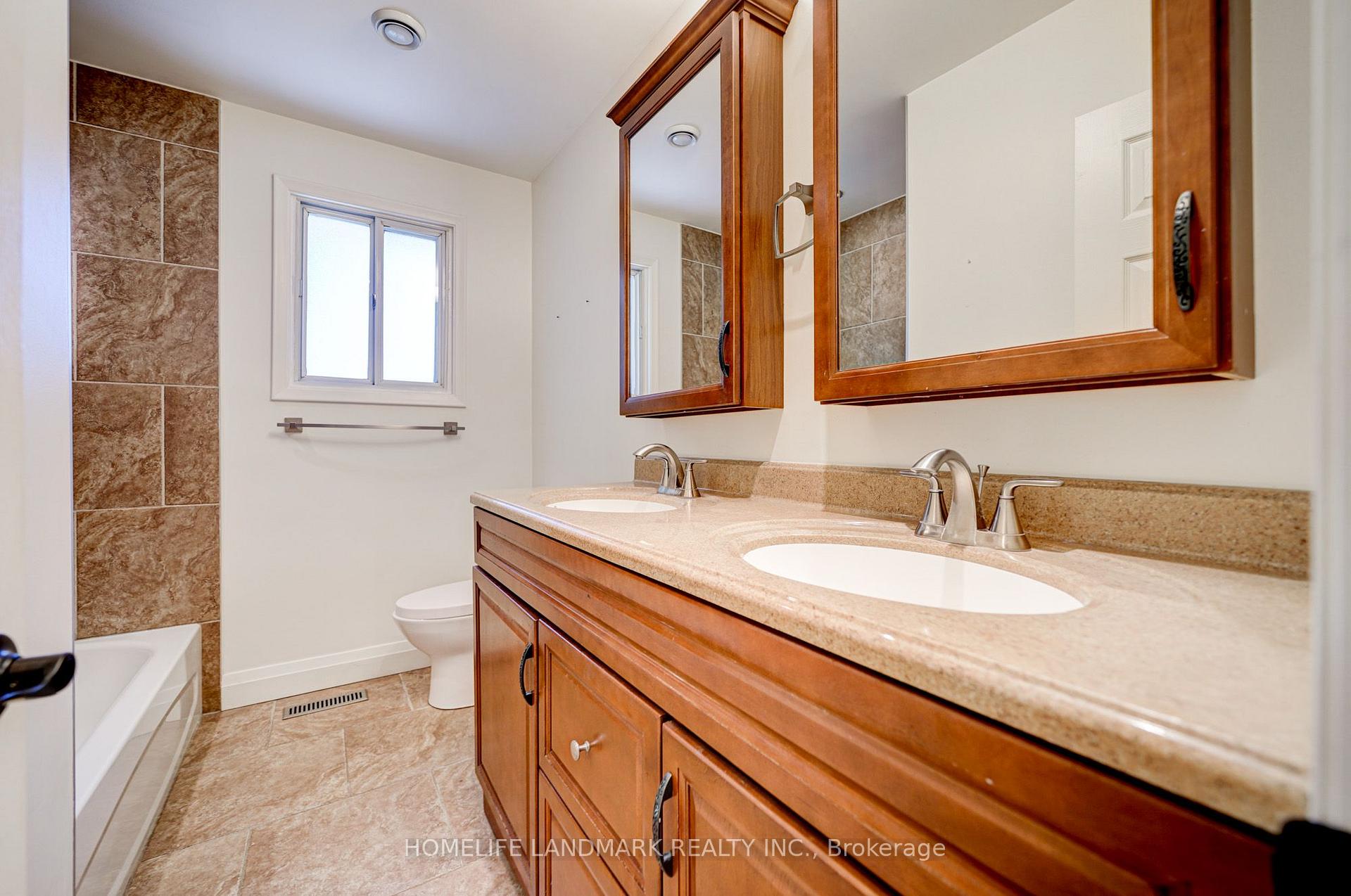 Photo 27 of 20 Goodview Road, North York, Don Valley Village — HOMEH