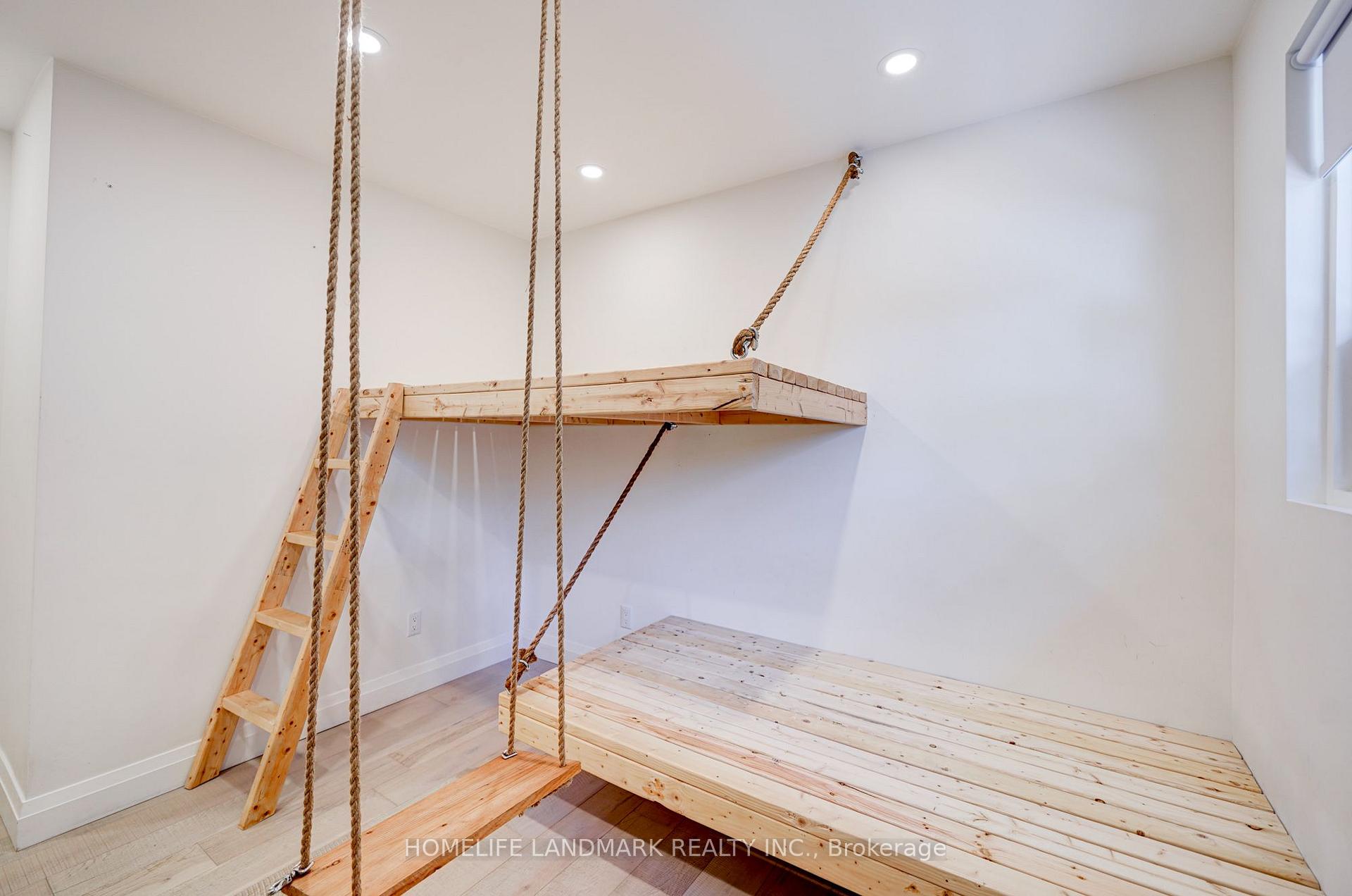 Photo 30 of 20 Goodview Road, North York, Don Valley Village — HOMEH