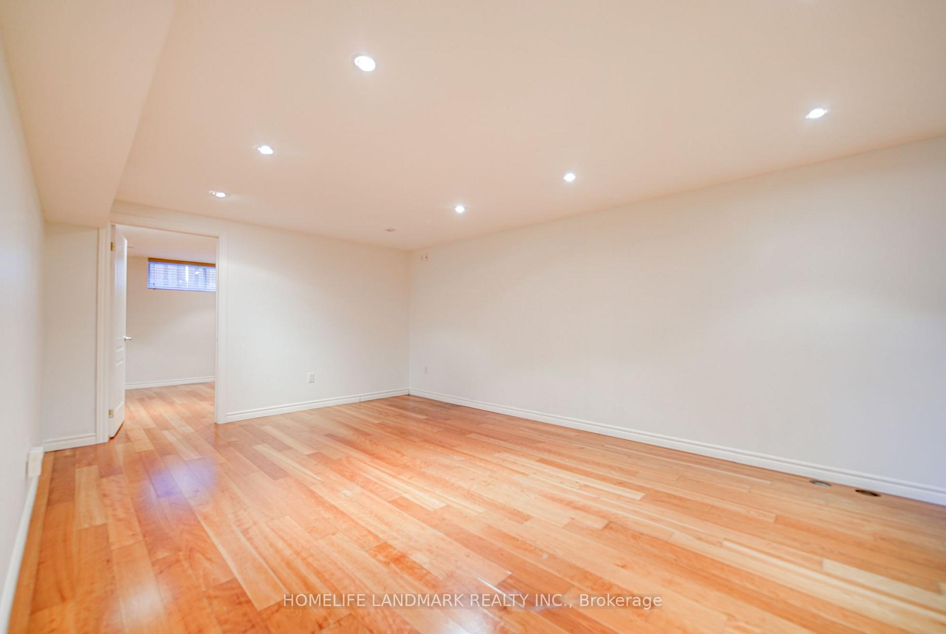 Photo 38 of 20 Goodview Road, North York, Don Valley Village — HOMEH