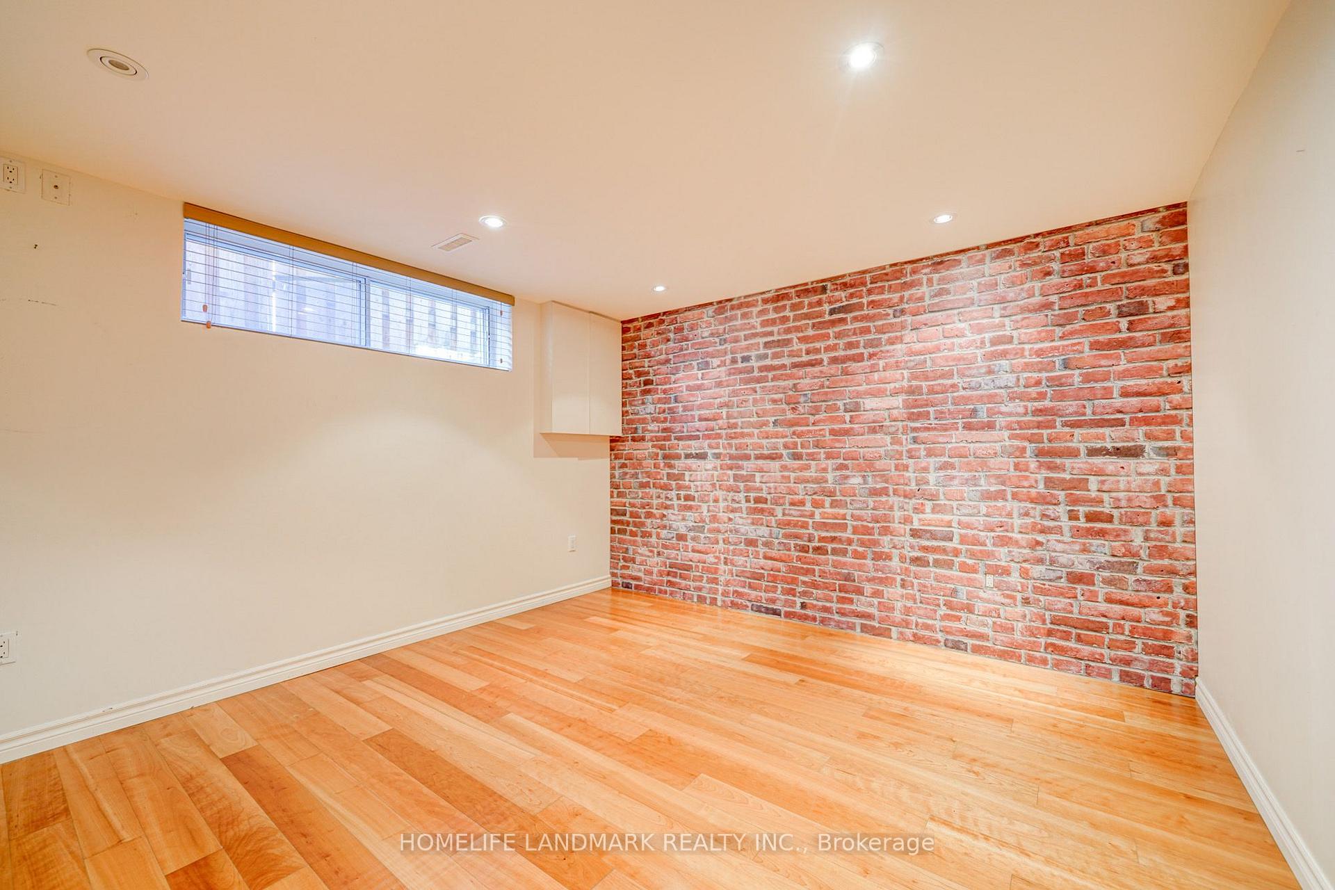 Photo 41 of 20 Goodview Road, North York, Don Valley Village — HOMEH
