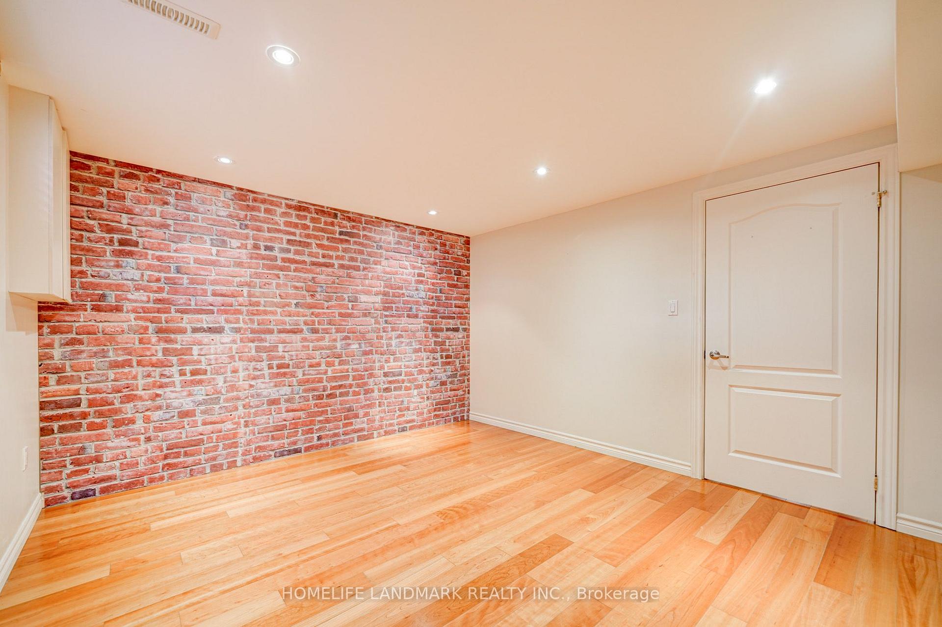 Photo 43 of 20 Goodview Road, North York, Don Valley Village — HOMEH