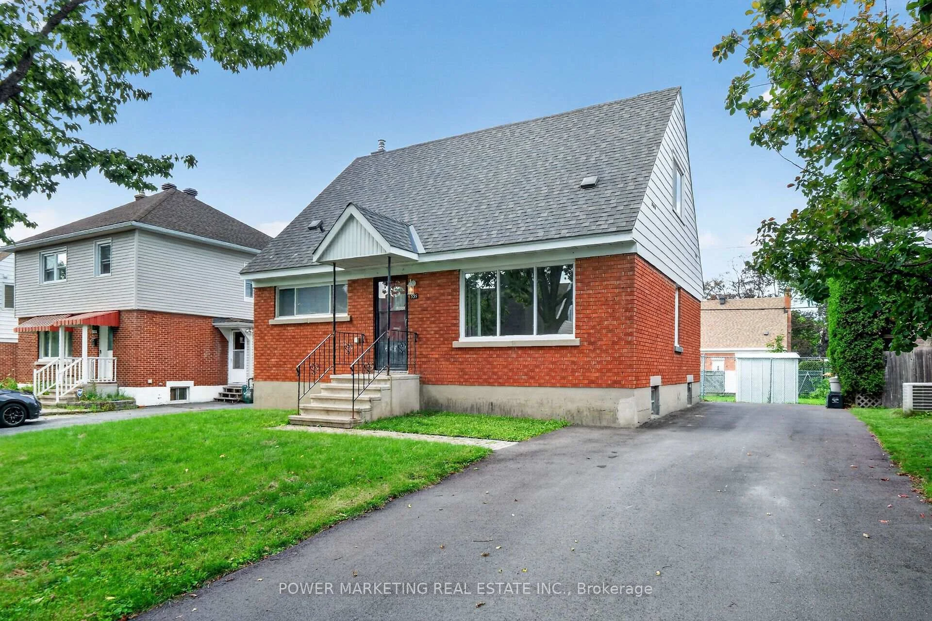 Photo 4 of 535 Dunbrack Street, Ottawa, Overbrook/Castle Heights — HOMEH