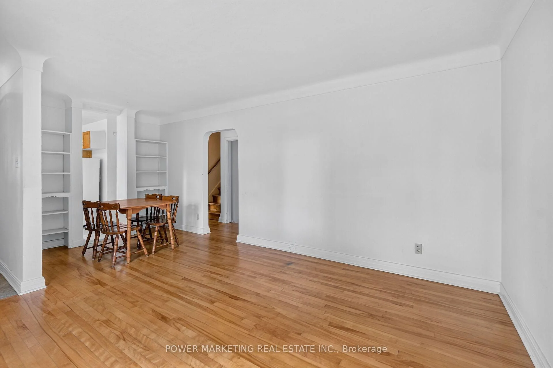 Photo 12 of 535 Dunbrack Street, Ottawa, Overbrook/Castle Heights — HOMEH