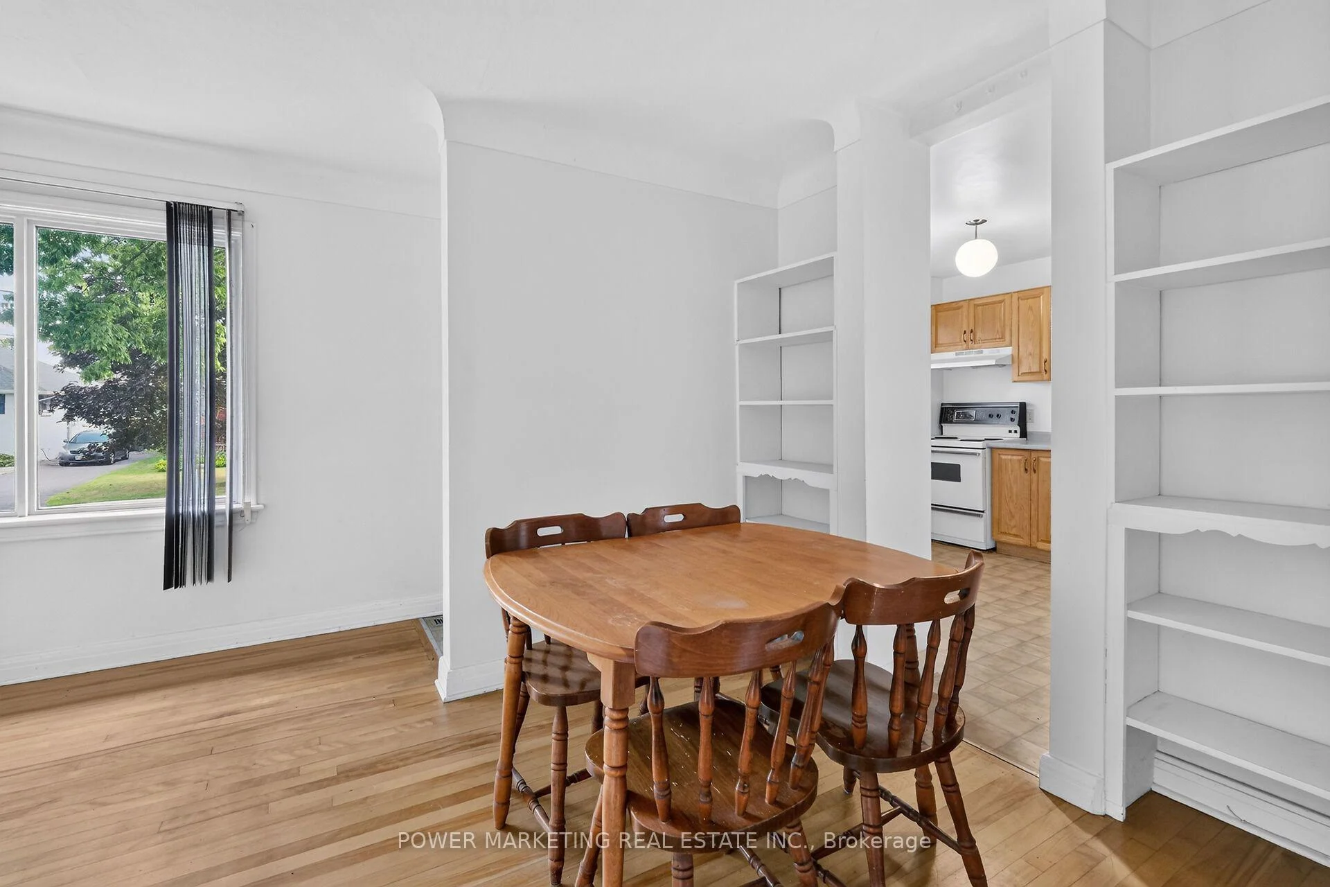 Photo 15 of 535 Dunbrack Street, Ottawa, Overbrook/Castle Heights — HOMEH