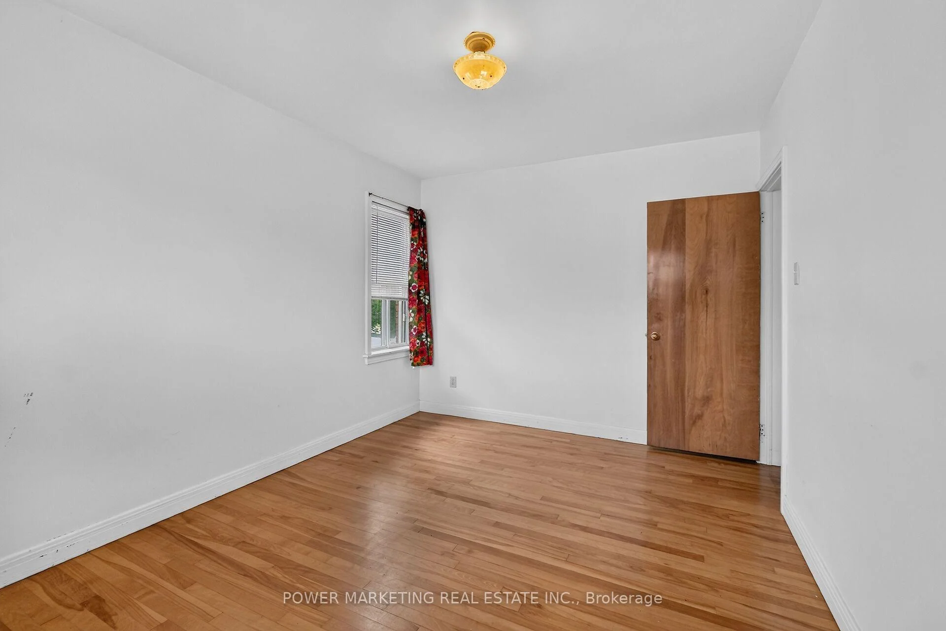 Photo 24 of 535 Dunbrack Street, Ottawa, Overbrook/Castle Heights — HOMEH