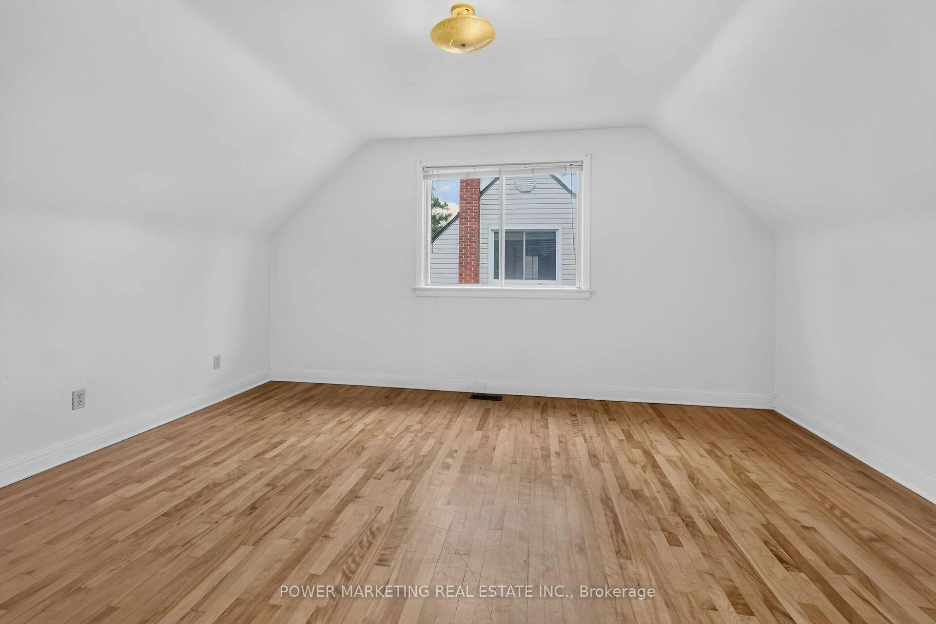 Photo 31 of 535 Dunbrack Street, Ottawa, Overbrook/Castle Heights — HOMEH