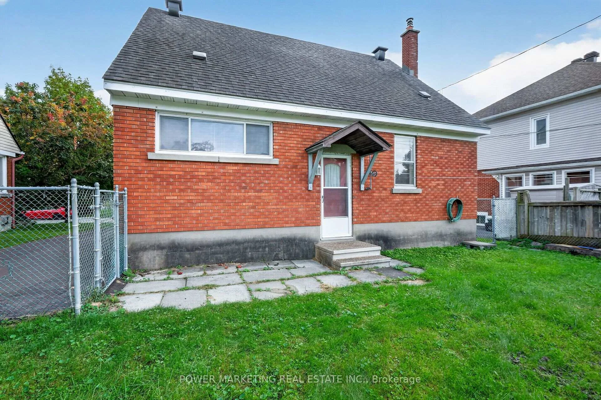 Photo 50 of 535 Dunbrack Street, Ottawa, Overbrook/Castle Heights — HOMEH