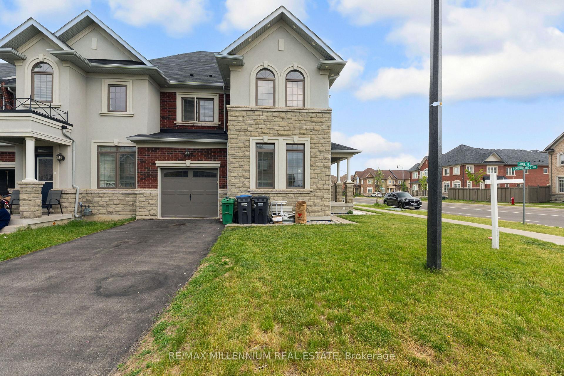 Photo 2 of 366 Remembrance Road, Brampton, Northwest Brampton — HOMEH