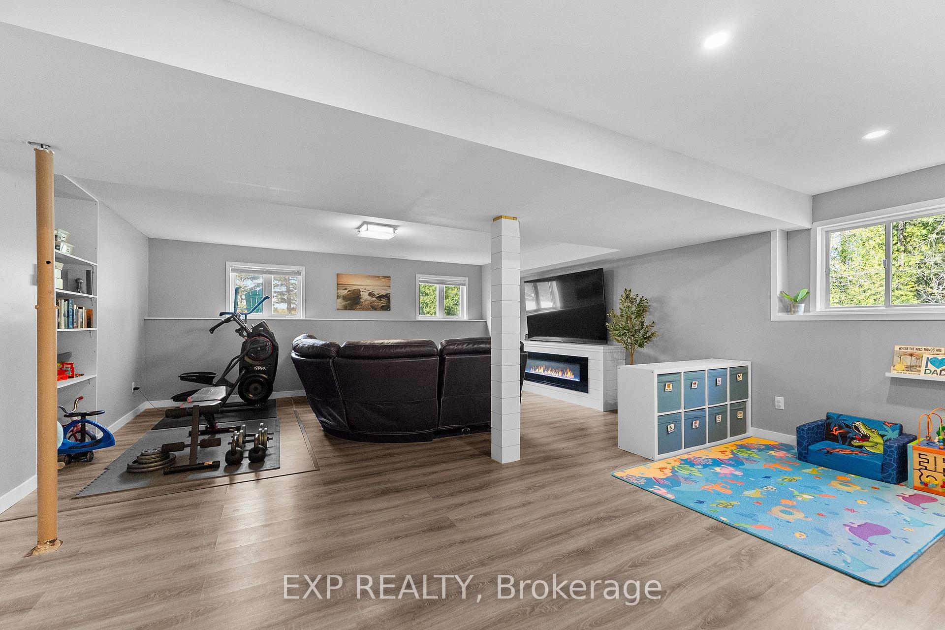Photo 26 of 1348 Scheel Drive, McNab/Braeside, Mcnab/Braeside Twps — HOMEH