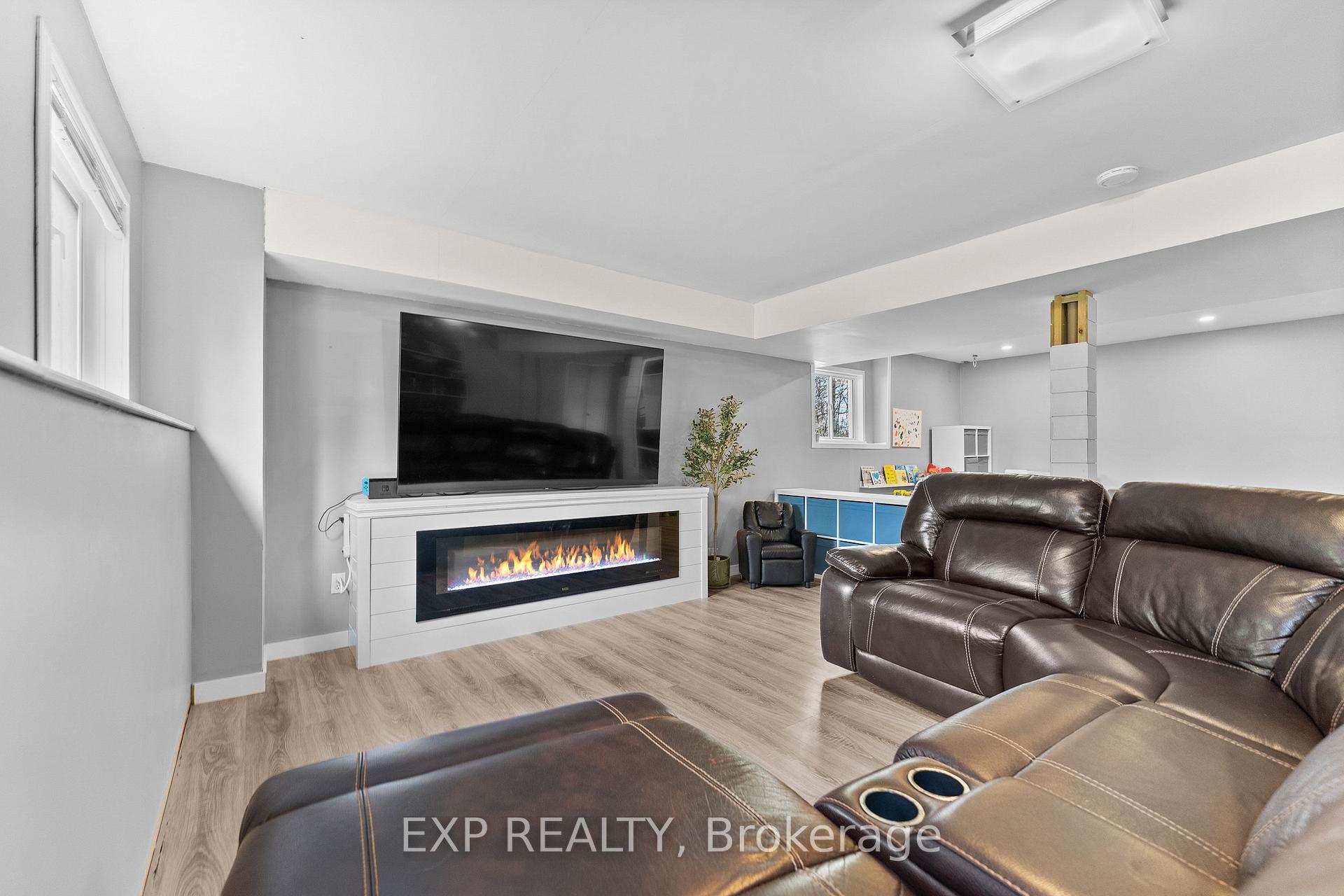 Photo 28 of 1348 Scheel Drive, McNab/Braeside, Mcnab/Braeside Twps — HOMEH