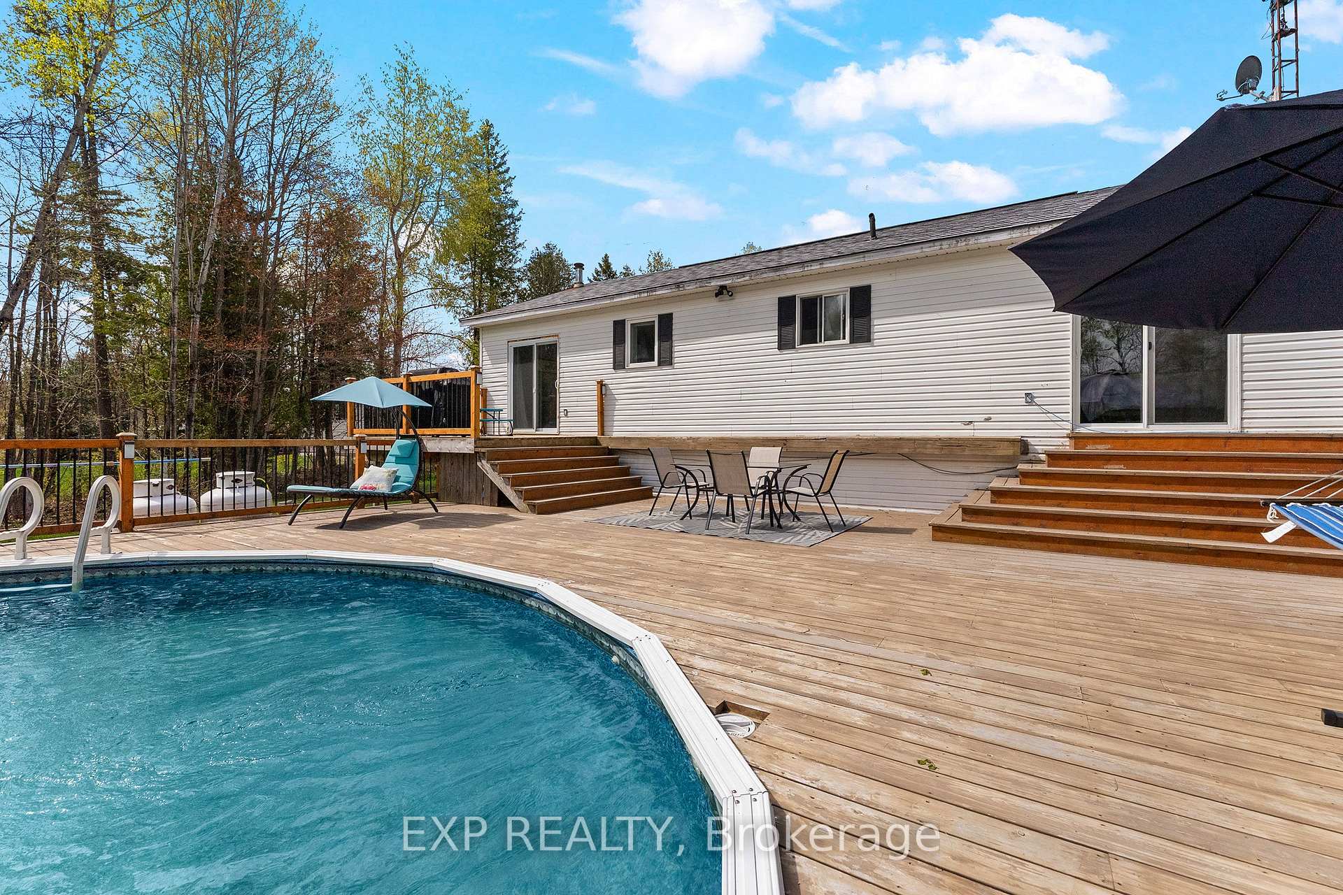 Photo 31 of 1348 Scheel Drive, McNab/Braeside, Mcnab/Braeside Twps — HOMEH