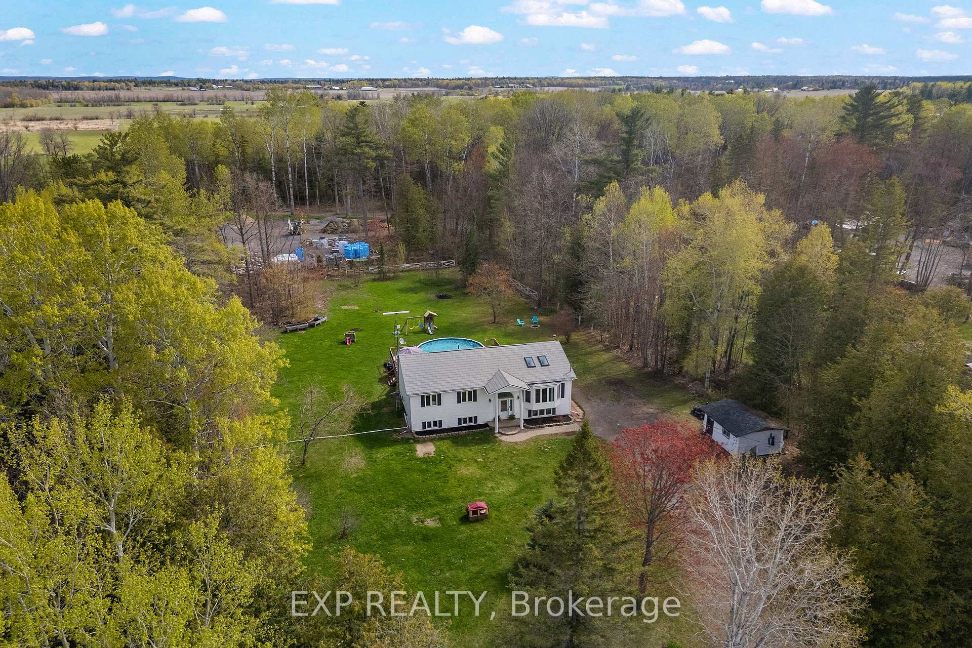 Photo 38 of 1348 Scheel Drive, McNab/Braeside, Mcnab/Braeside Twps — HOMEH