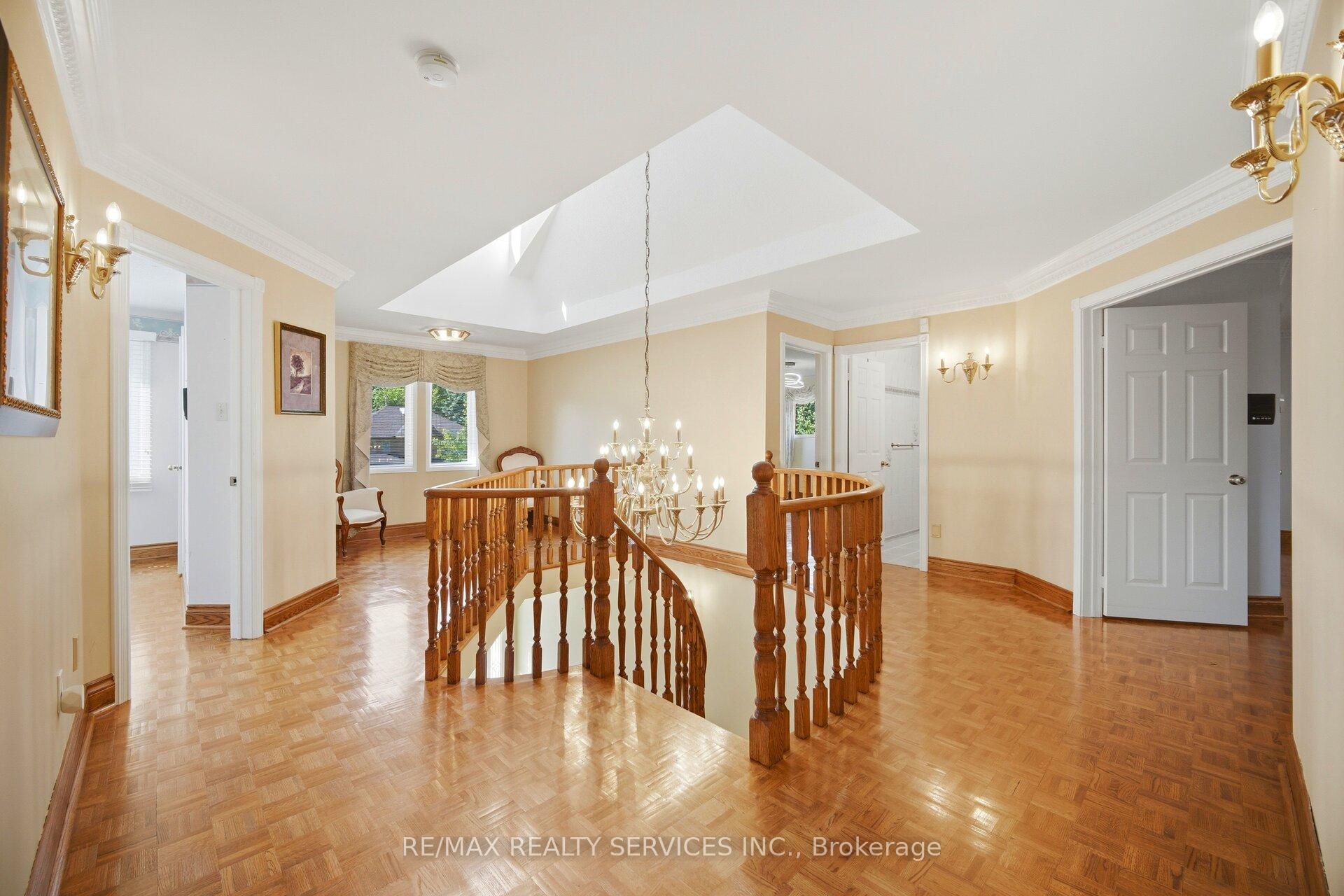 Photo 18 of 36 Shadywood Road, Brampton, Heart Lake West — HOMEH