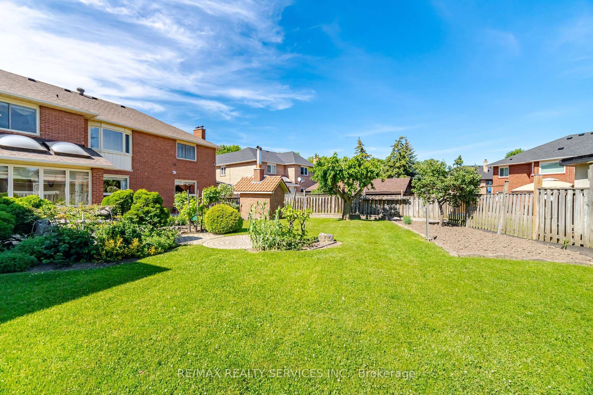 Photo 50 of 36 Shadywood Road, Brampton, Heart Lake West — HOMEH