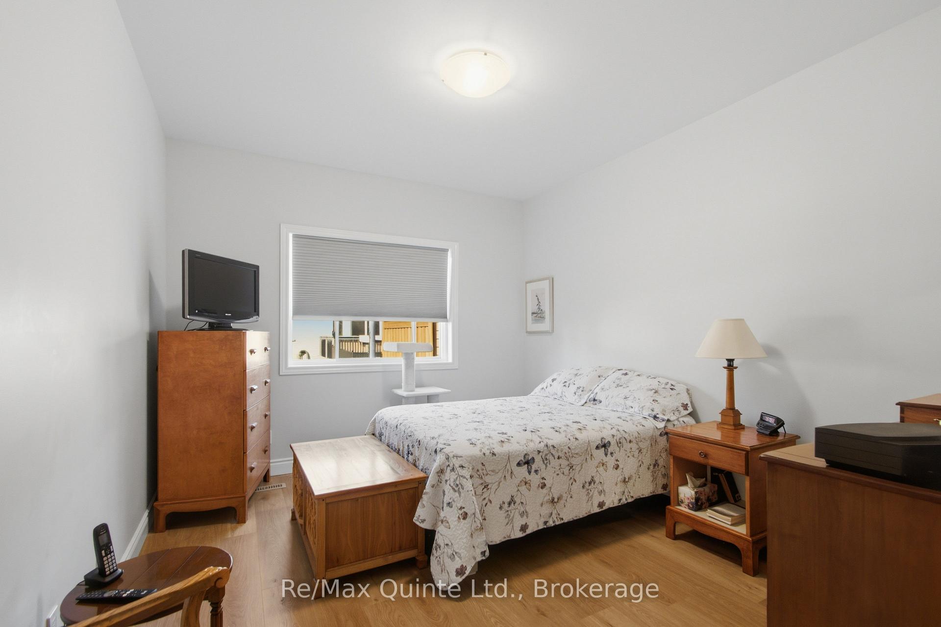 Photo 15 of 94 Raycroft Drive, Belleville, Thurlow Ward — HOMEH