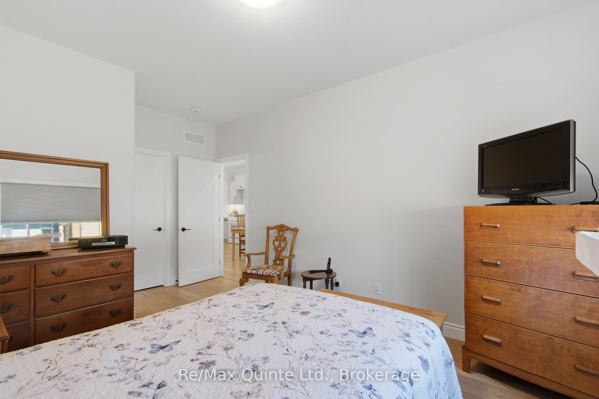 Photo 16 of 94 Raycroft Drive, Belleville, Thurlow Ward — HOMEH