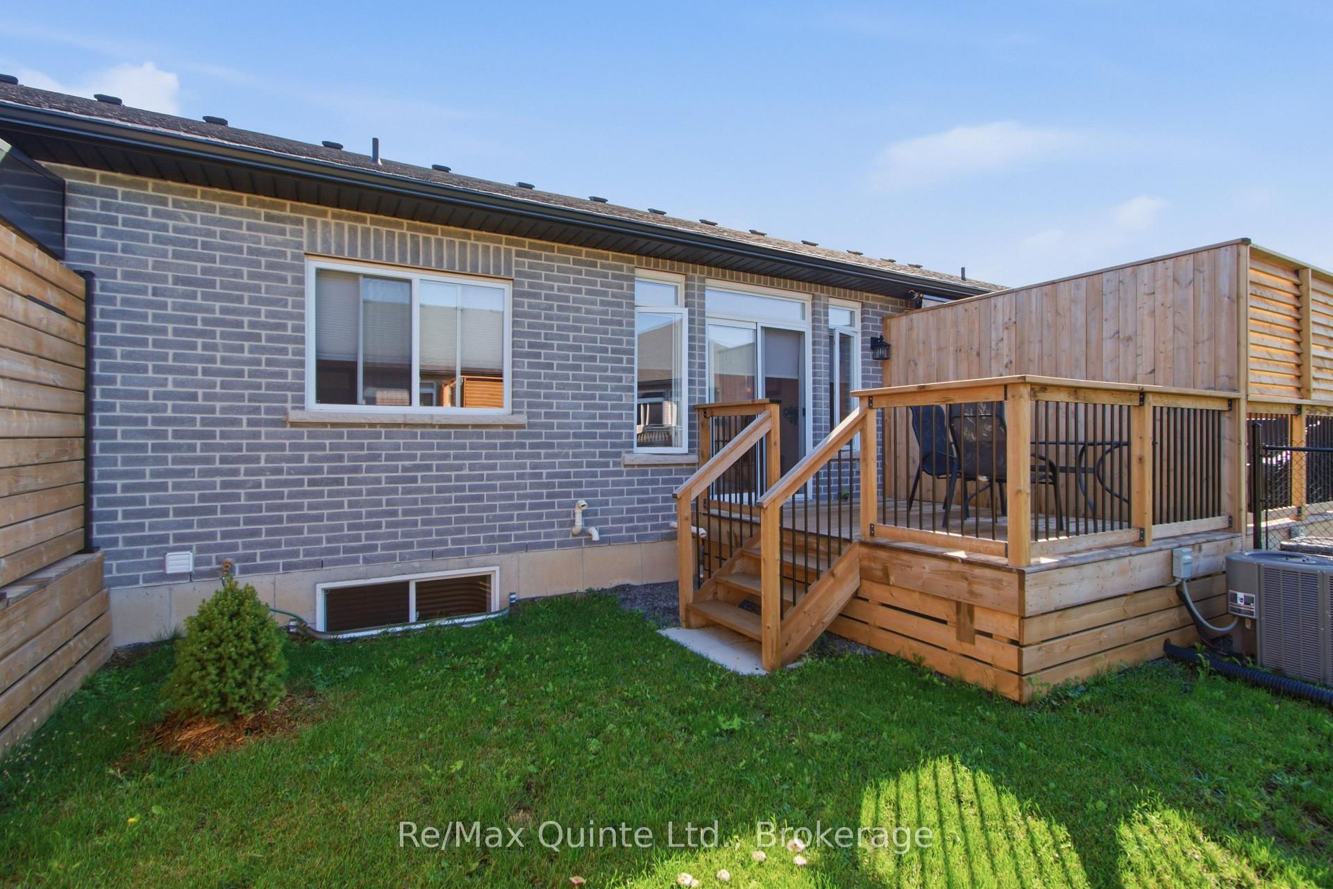 Photo 25 of 94 Raycroft Drive, Belleville, Thurlow Ward — HOMEH