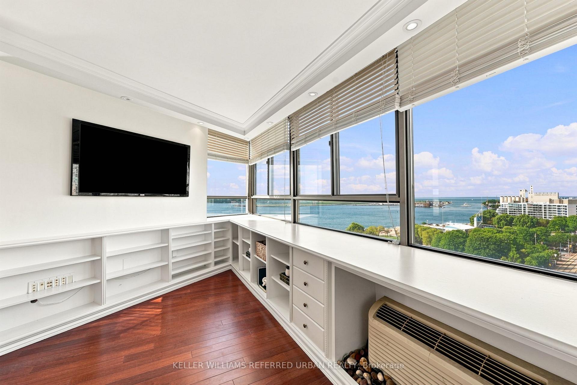 Photo 11 of Unit 1201/02, 270 Queens Quay, Toronto, Waterfront Communities — HOMEH