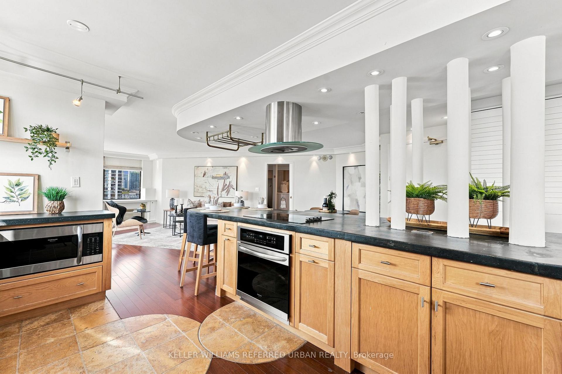 Photo 15 of Unit 1201/02, 270 Queens Quay, Toronto, Waterfront Communities — HOMEH